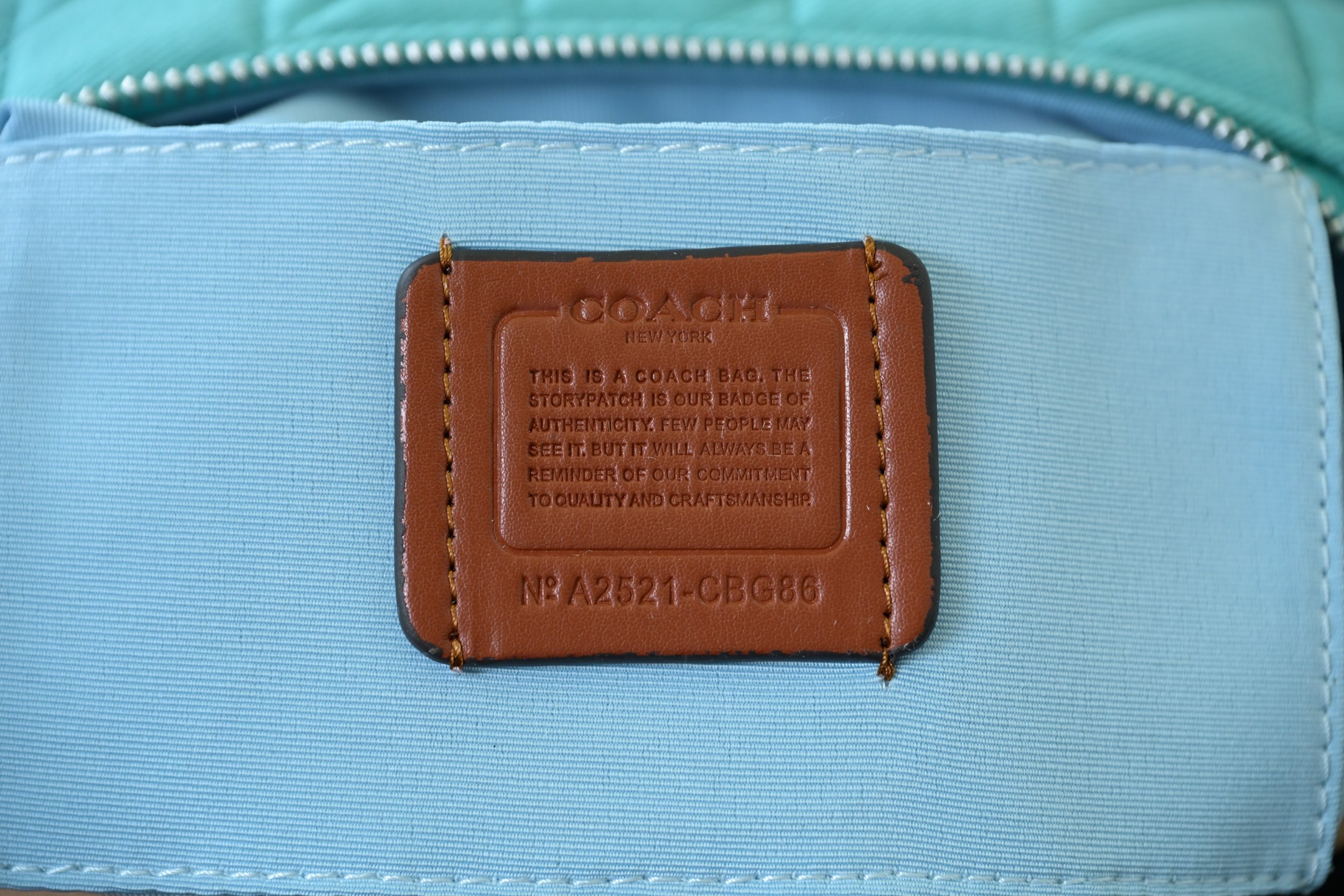 TERI腋下包 - 機能性とデザインを兼ね備えたキャンバス製ショルダーバッグ