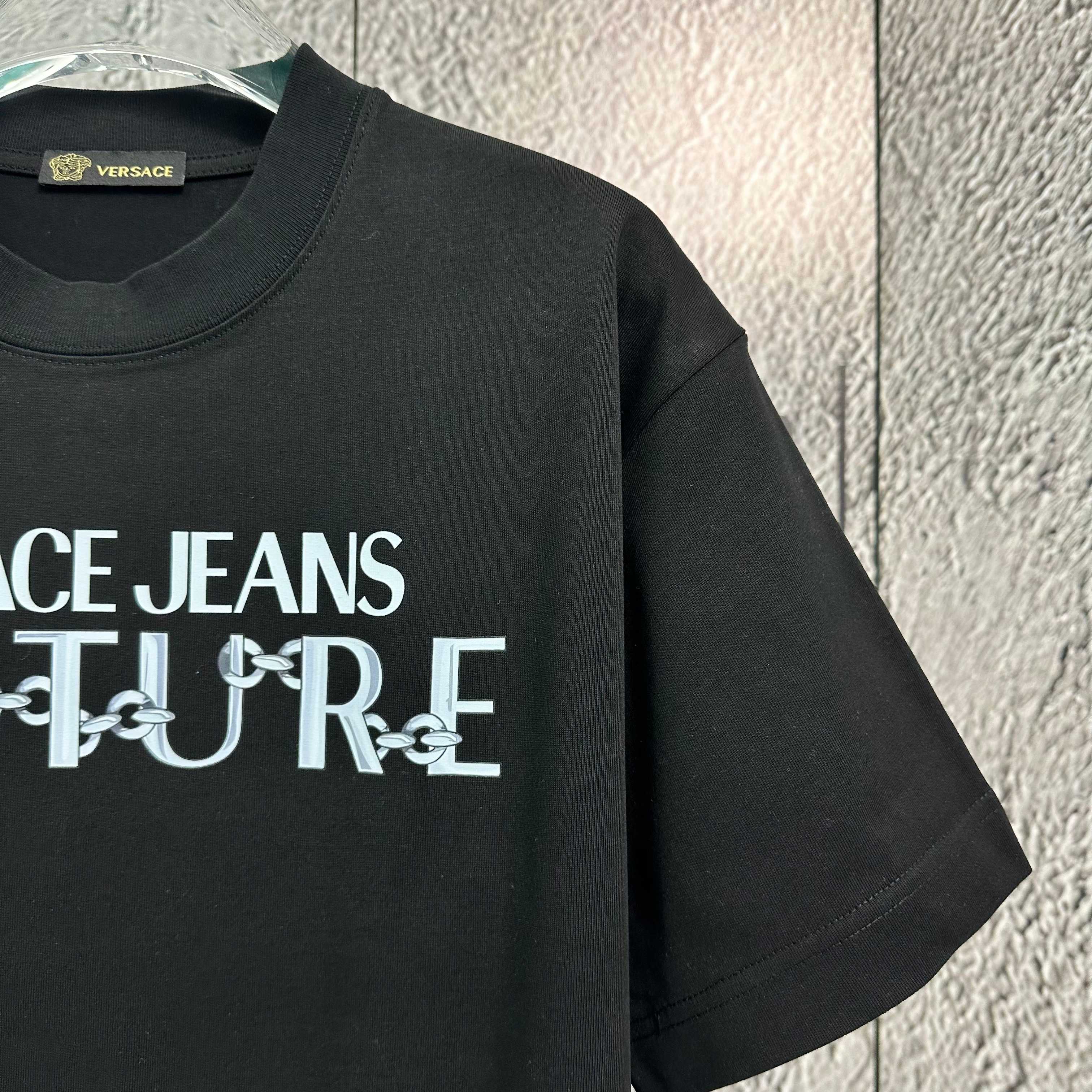 Versace Jeans Couture Cotton T-Shirt with Logo Print - Spring/Summer 2025 5 a1737622444222 5414