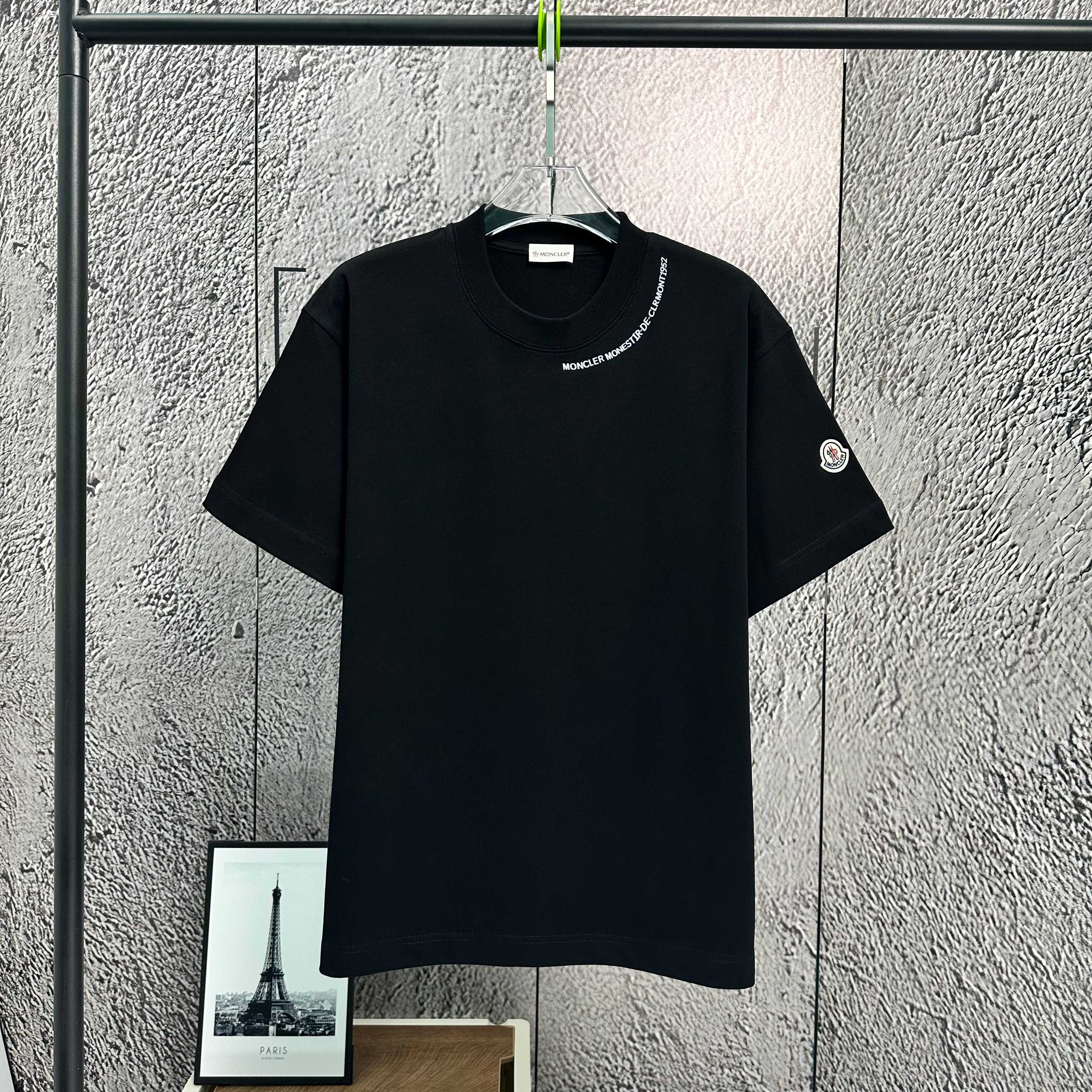 Moncler Men's Short Sleeve T-Shirt Heavy Cotton Logo Print - Spring/Summer 2 a1737622618856 3826