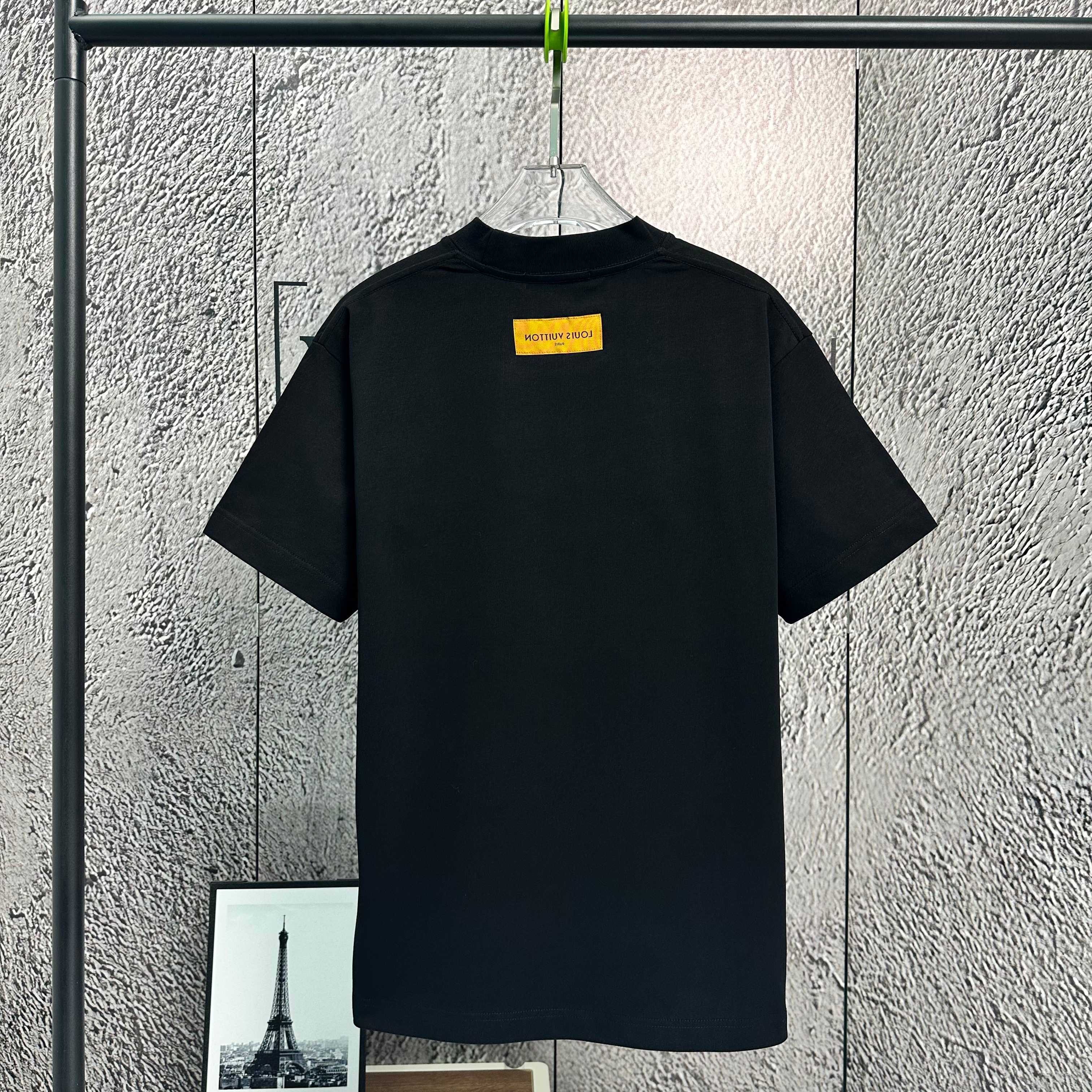 Louis Vuitton 2025 S/S Logo Print Cotton T-Shirt - Stylish & Comfortable 3 a1737623463229 7347