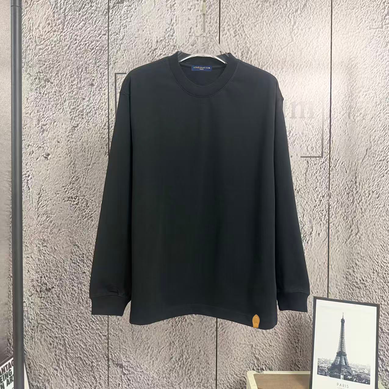 P105 《Nuevo⚜️lv路易》 2026* nueva temporada otoño-invierno manga larga, 350 gramos de algodón puro con parche de cuero, un…