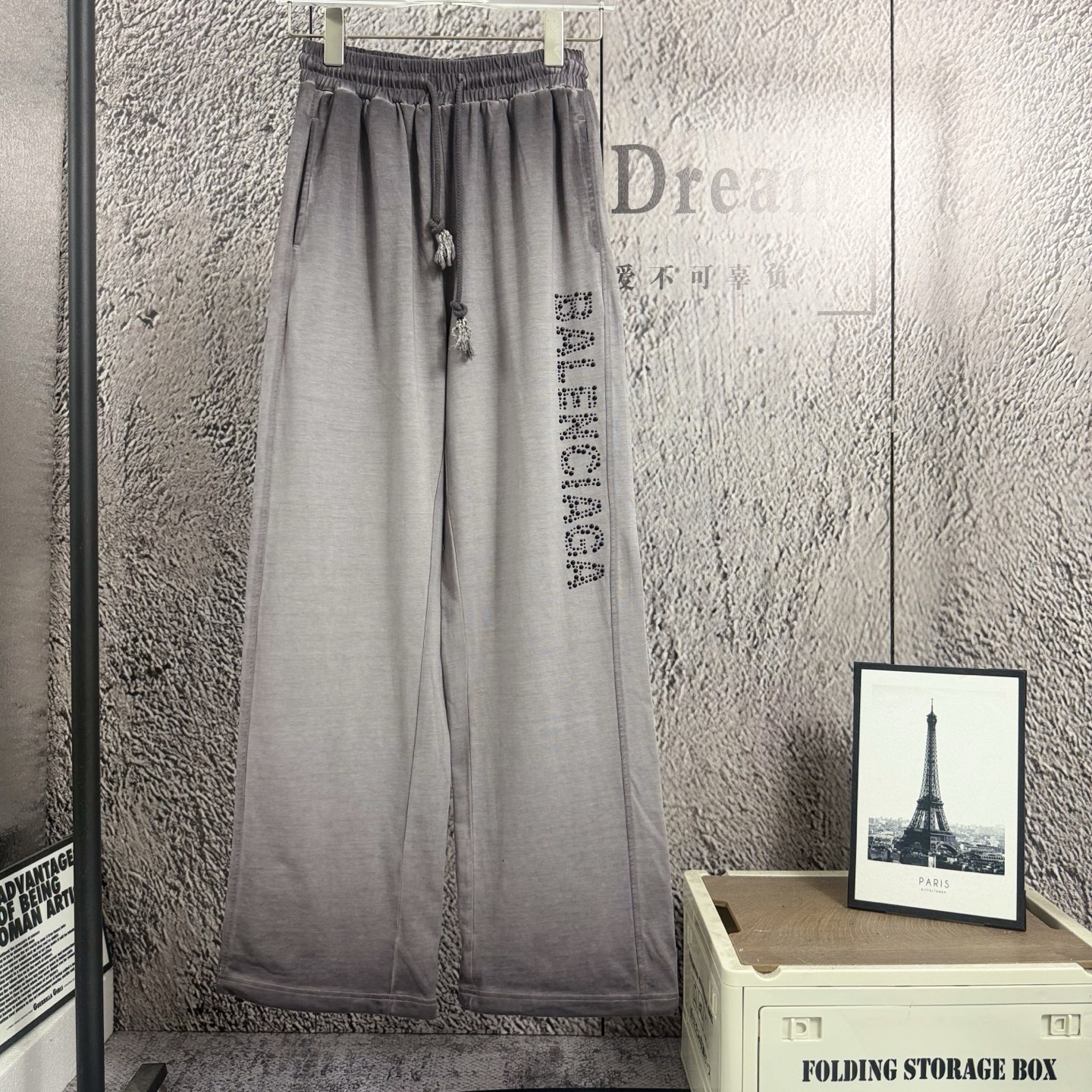 P115 "𝙉𝙚𝙬⚜️Paris" 2026 nuevos pantalones rectos de primavera y verano para hombre y mujer, 300 g de puro algodón, mi…