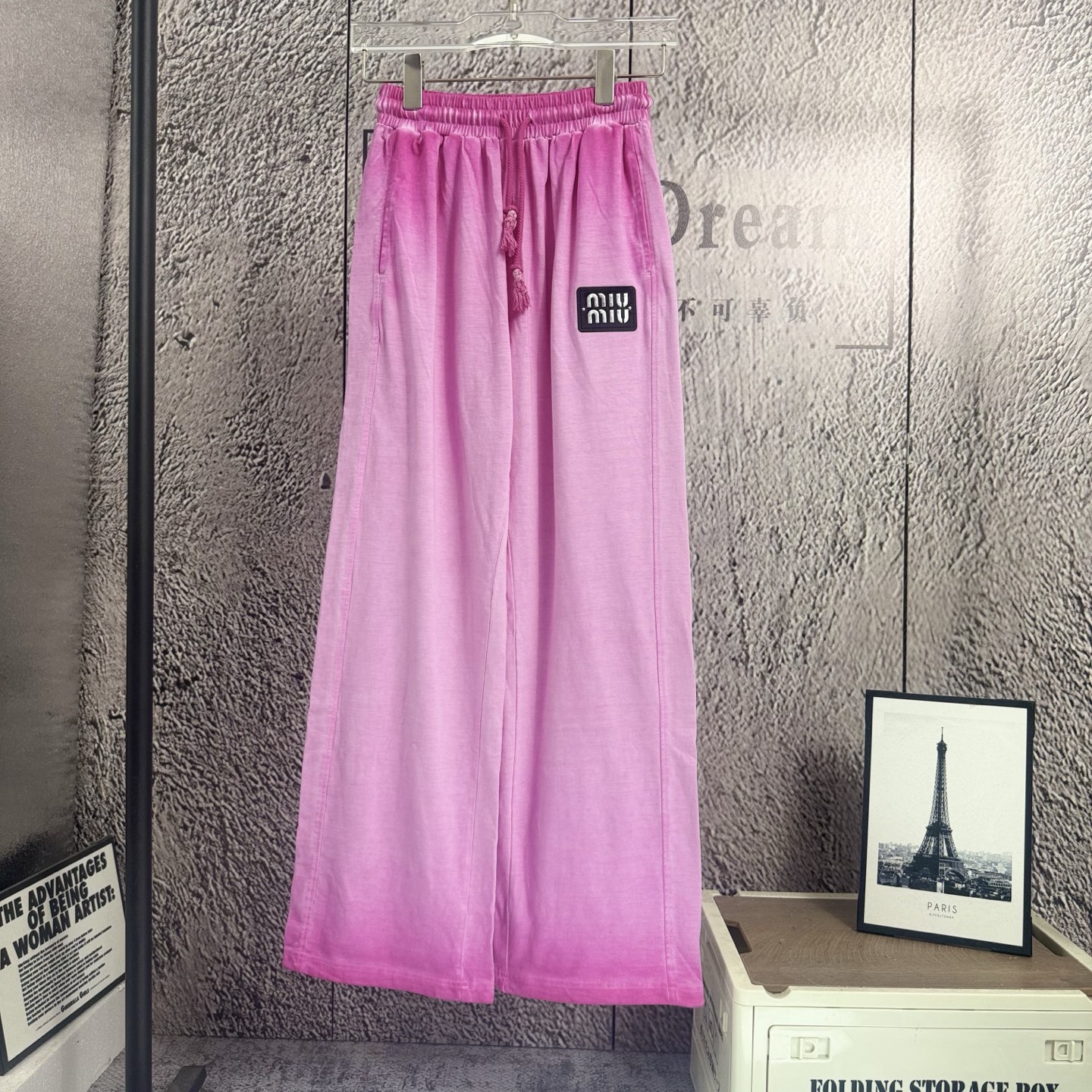 P110 《𝙉𝙚𝙬⚜️缪缪》 Pantalones rectos largos de la colección de primavera-verano 2026, unisex, 300g de algodón …