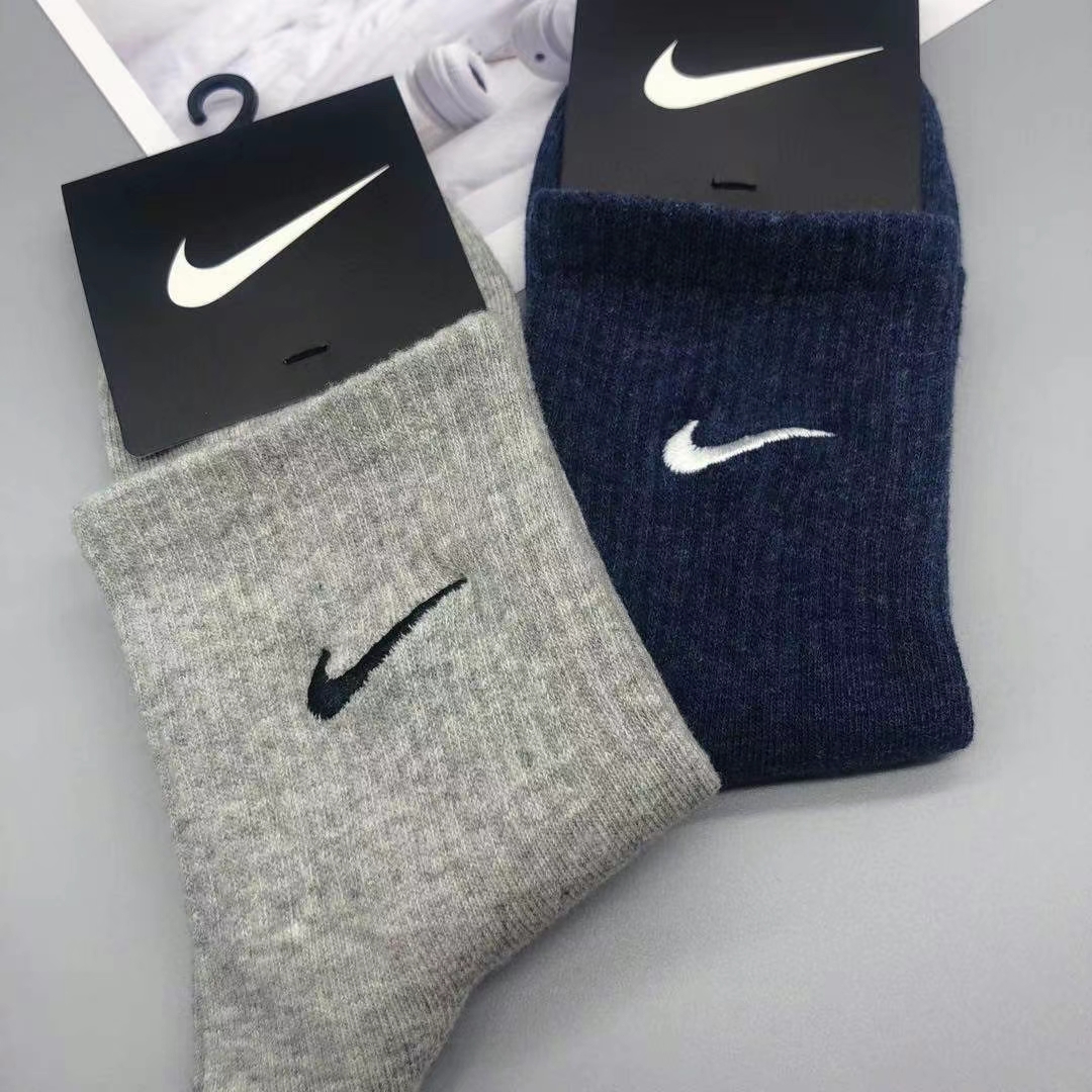 Calcetines de algodón puro con bordado de Nike, versión gruesa