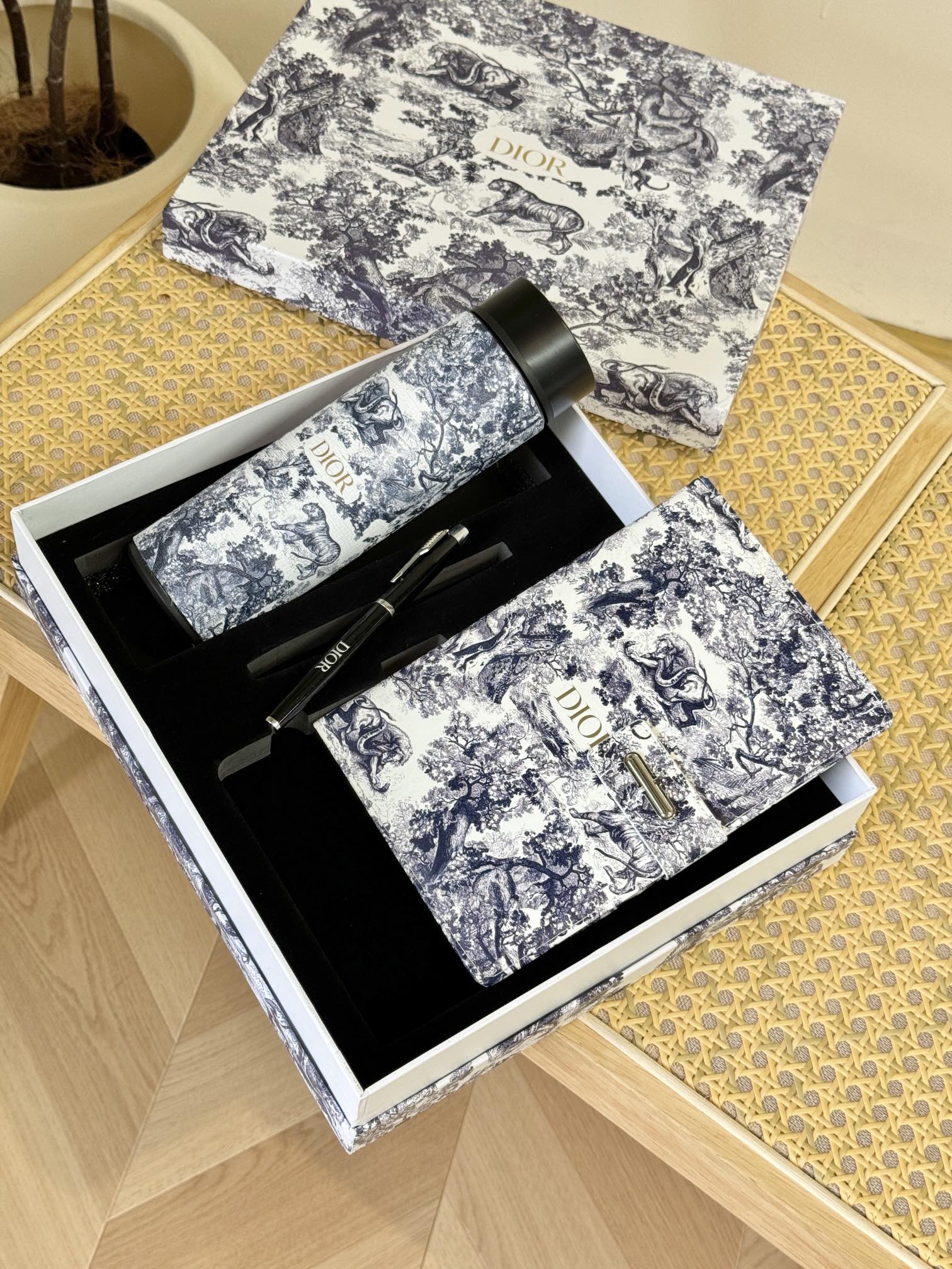 Dior DR套盒