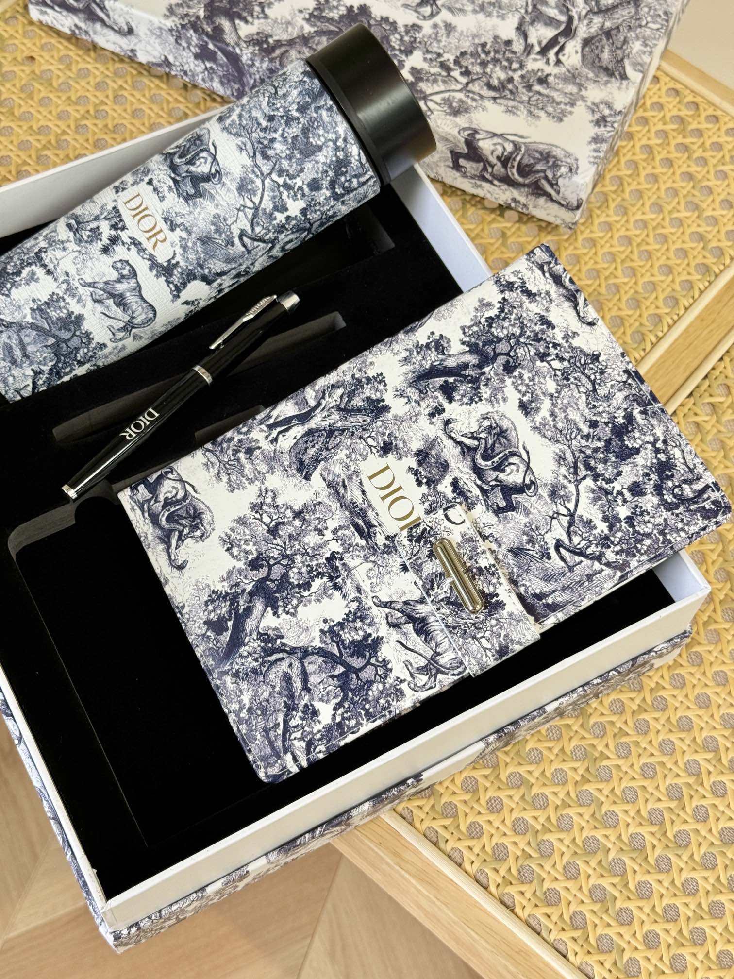 Dior DR套盒