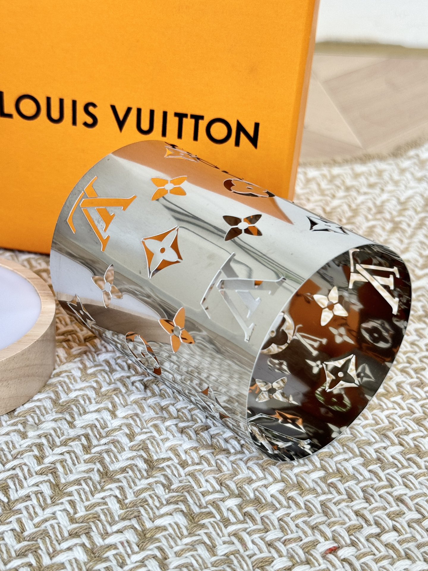 this dual-purpose accent serves as both a decorative tabletop ornament - Comprehensive 3