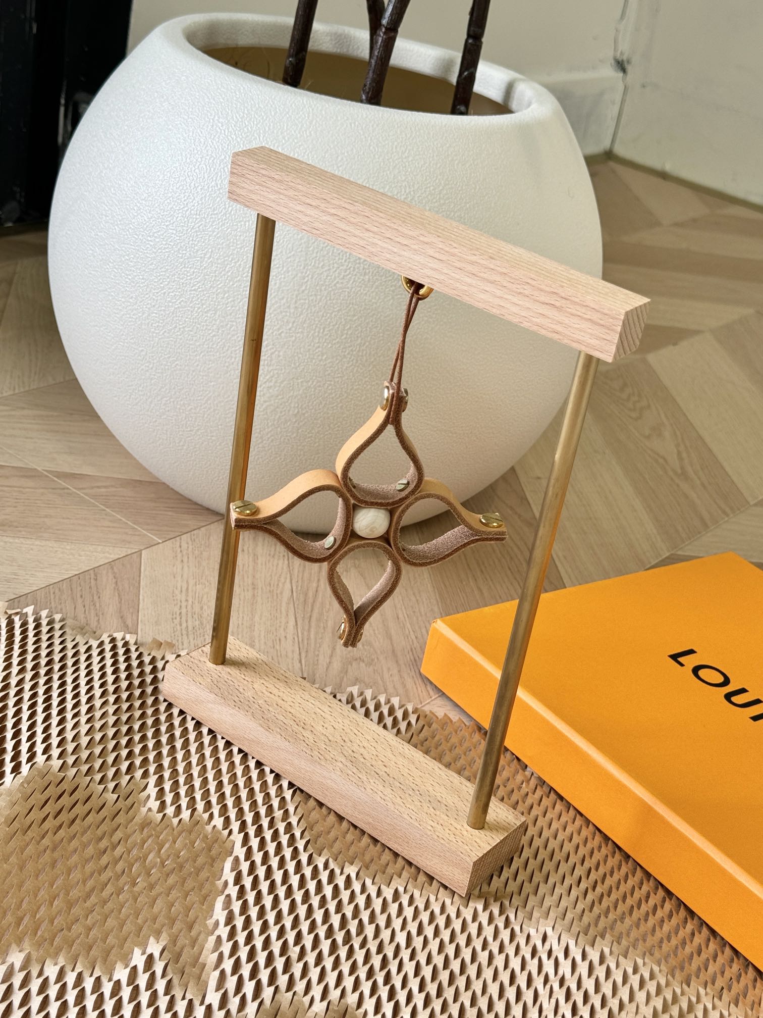 Louis Vuitton Limited-Edition Monogram Flower Decorative Object - Comprehensive 2