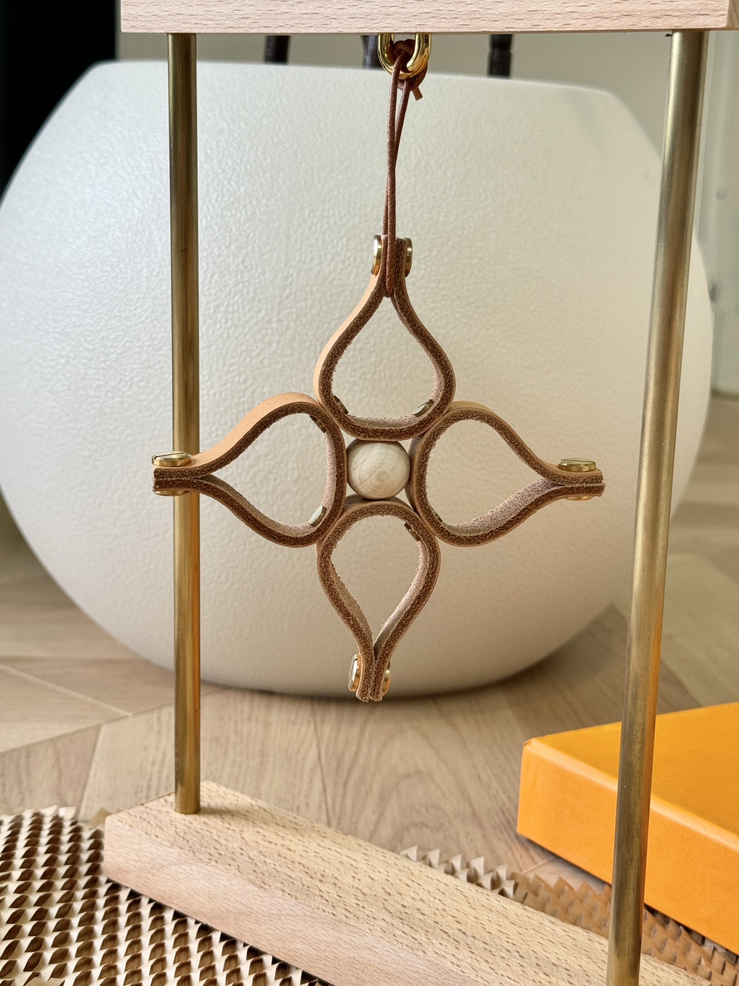Louis Vuitton Limited-Edition Monogram Flower Decorative Object - Comprehensive 3