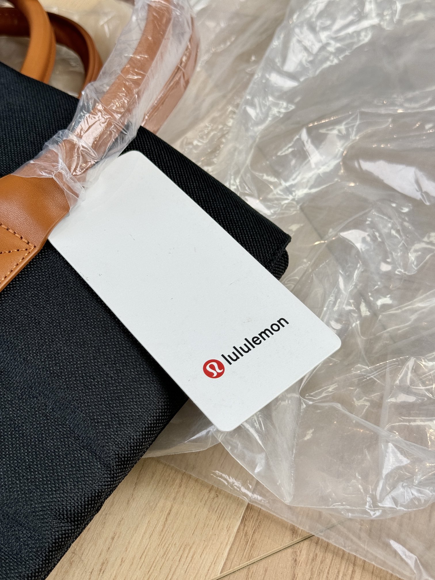 Positioned at a premium retail price point within the laptop bag - Comprehensive 2