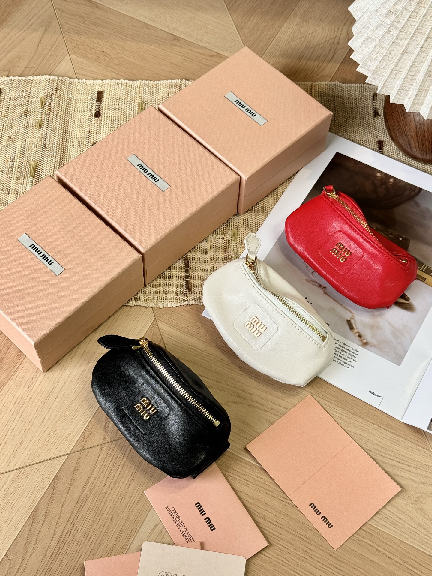 追求的就是迷你到手机都装不下、只能装点钥匙口红啥的 4