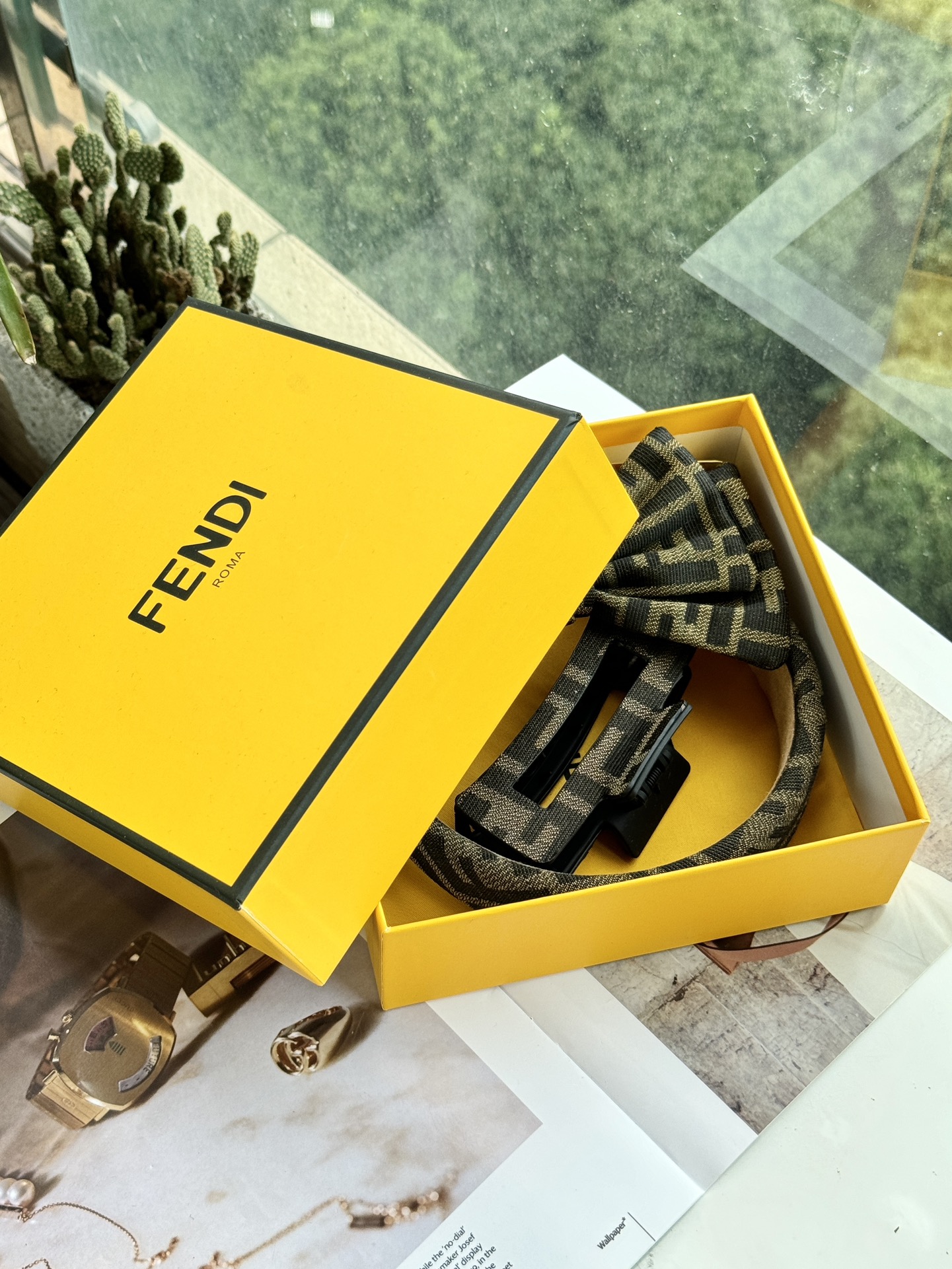 Fendi最新发饰礼盒 2