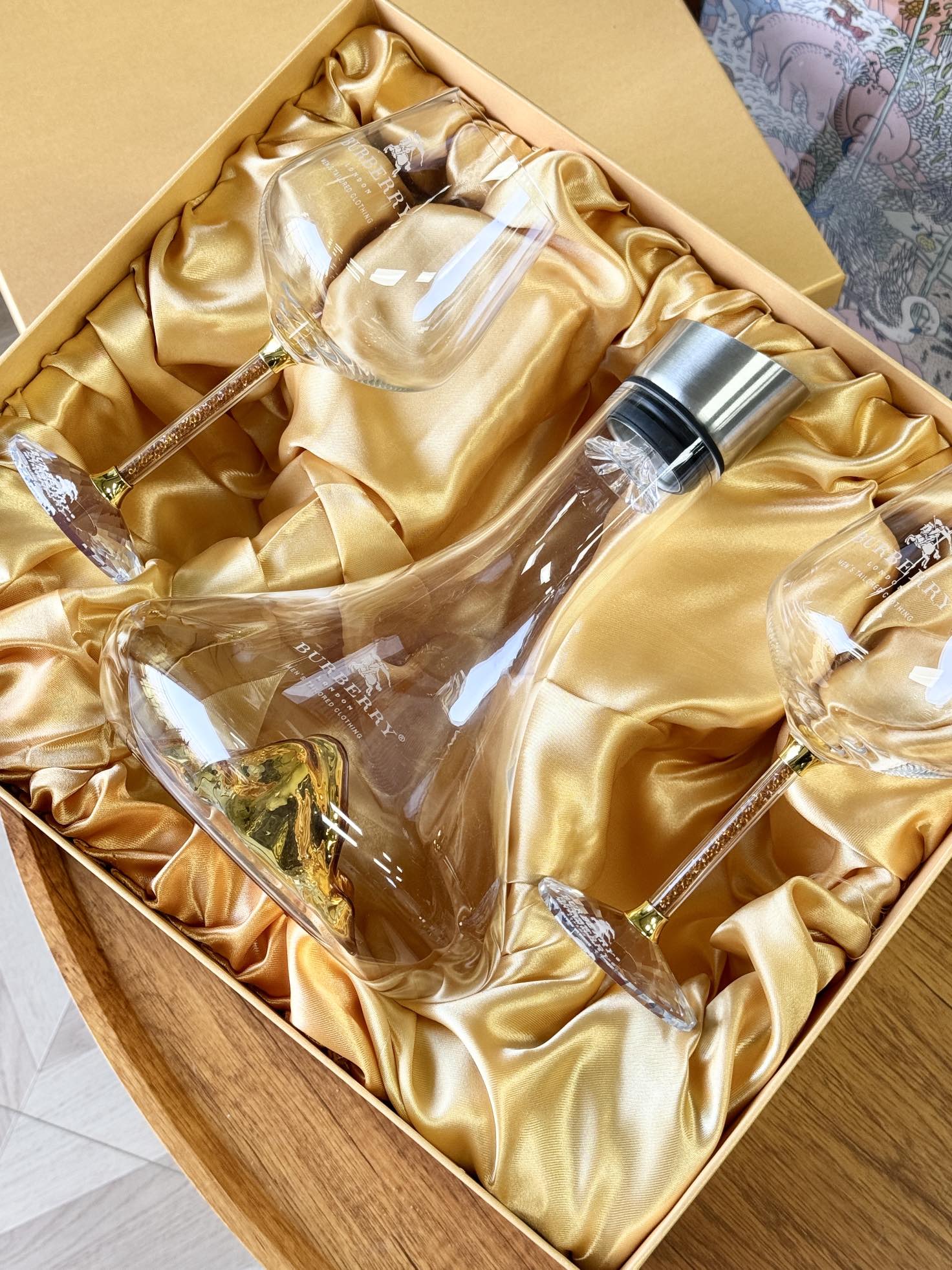 BURBERRY金山醒酒器套组 4