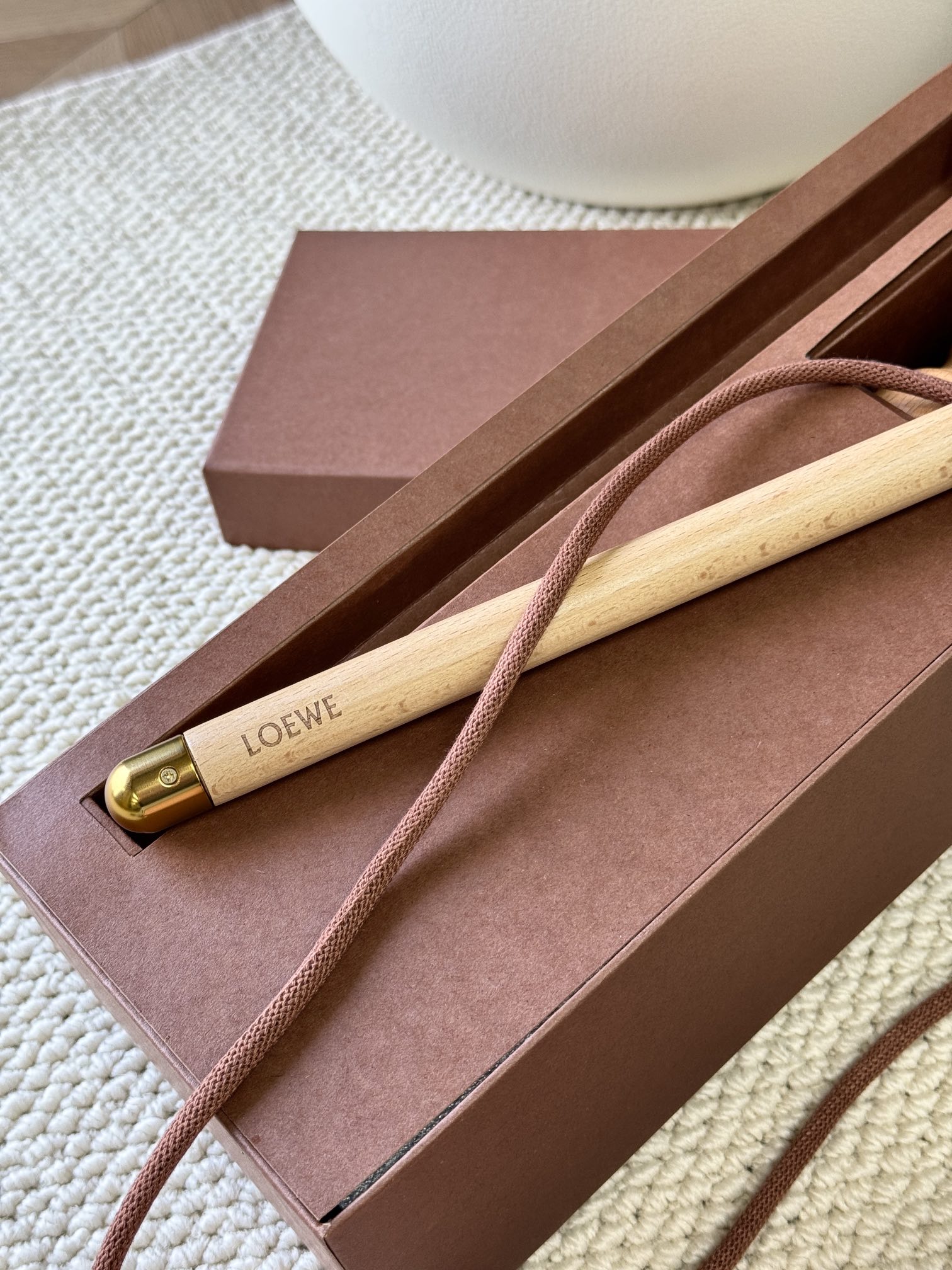 with the signature LOEWE Anagram - Comprehensive 9