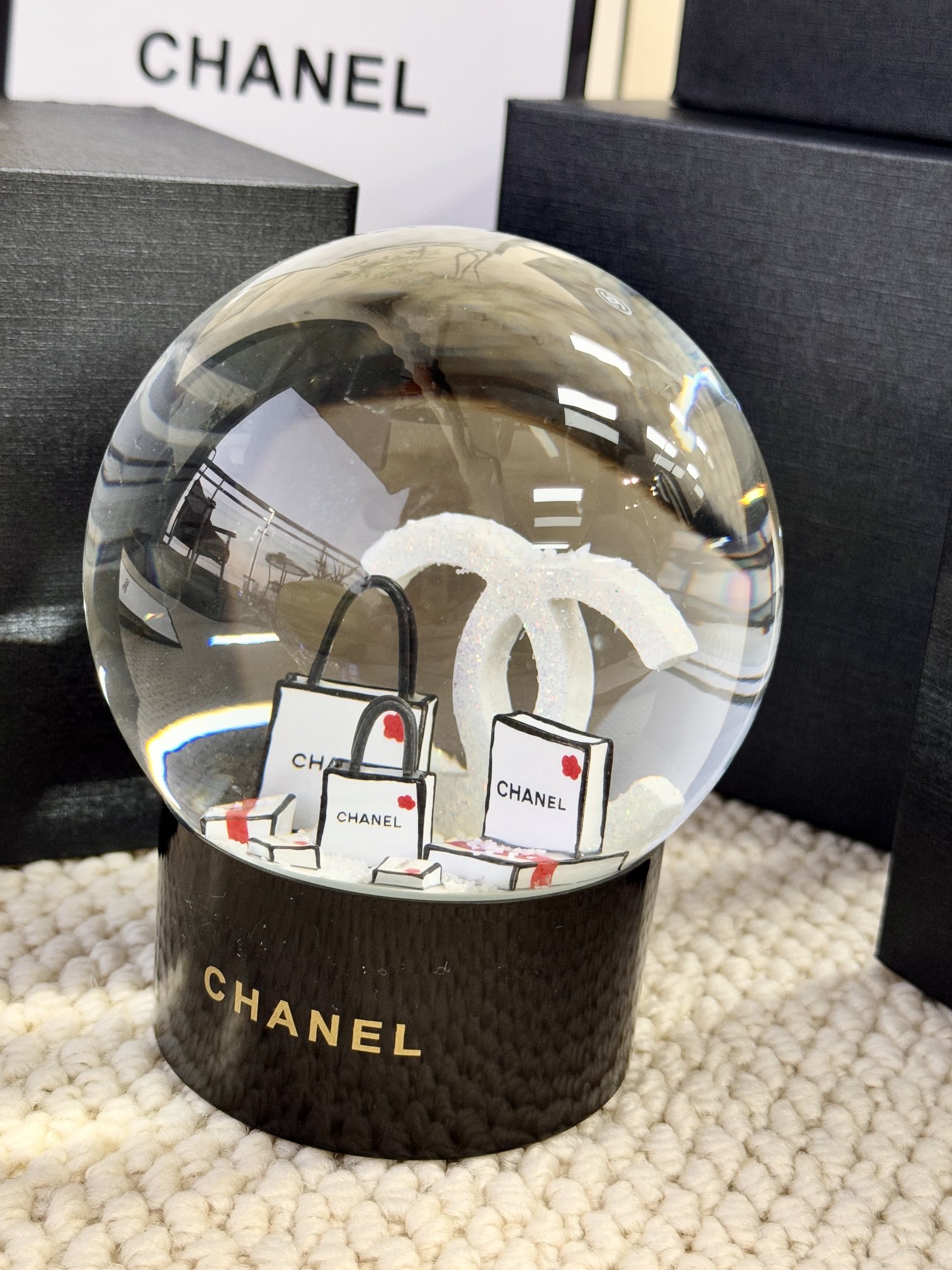 Chanel luxury item 4