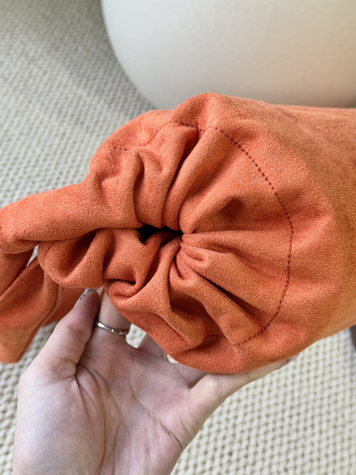 Includes a matching storage pouch - Lifestyle 4