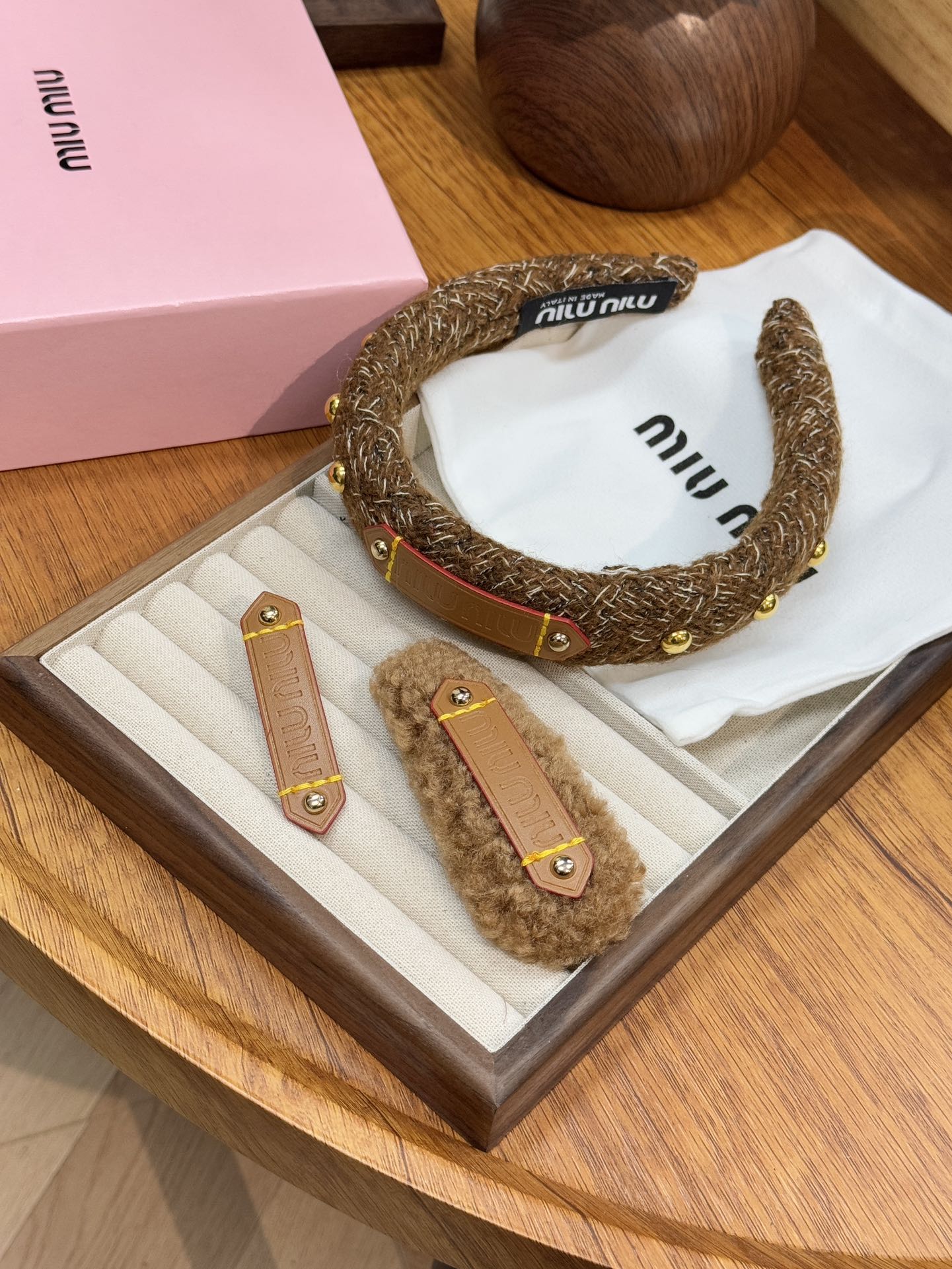 事实上,miumiu真的做到了 4