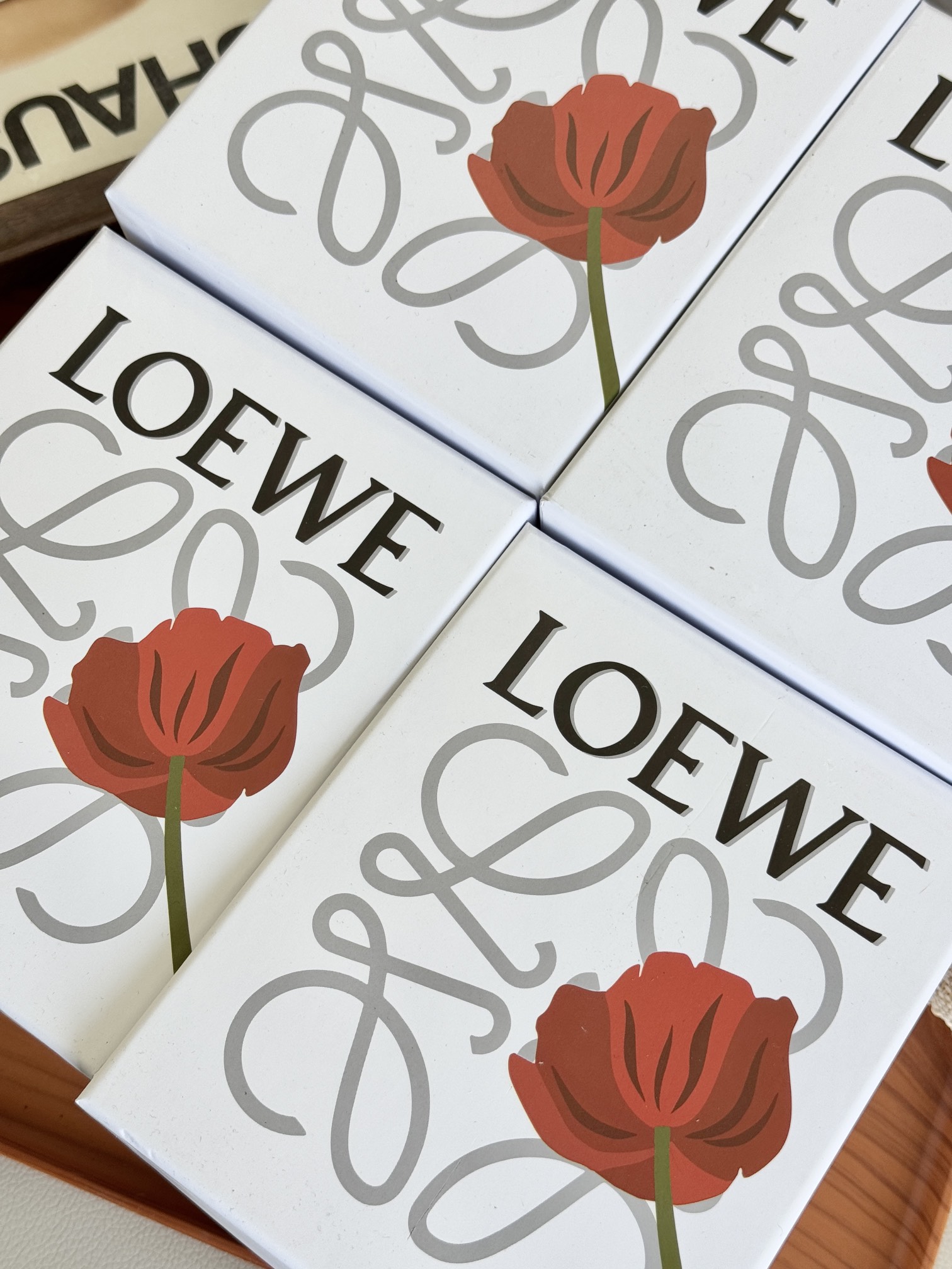 Loewe贺喜新春精美礼品 2