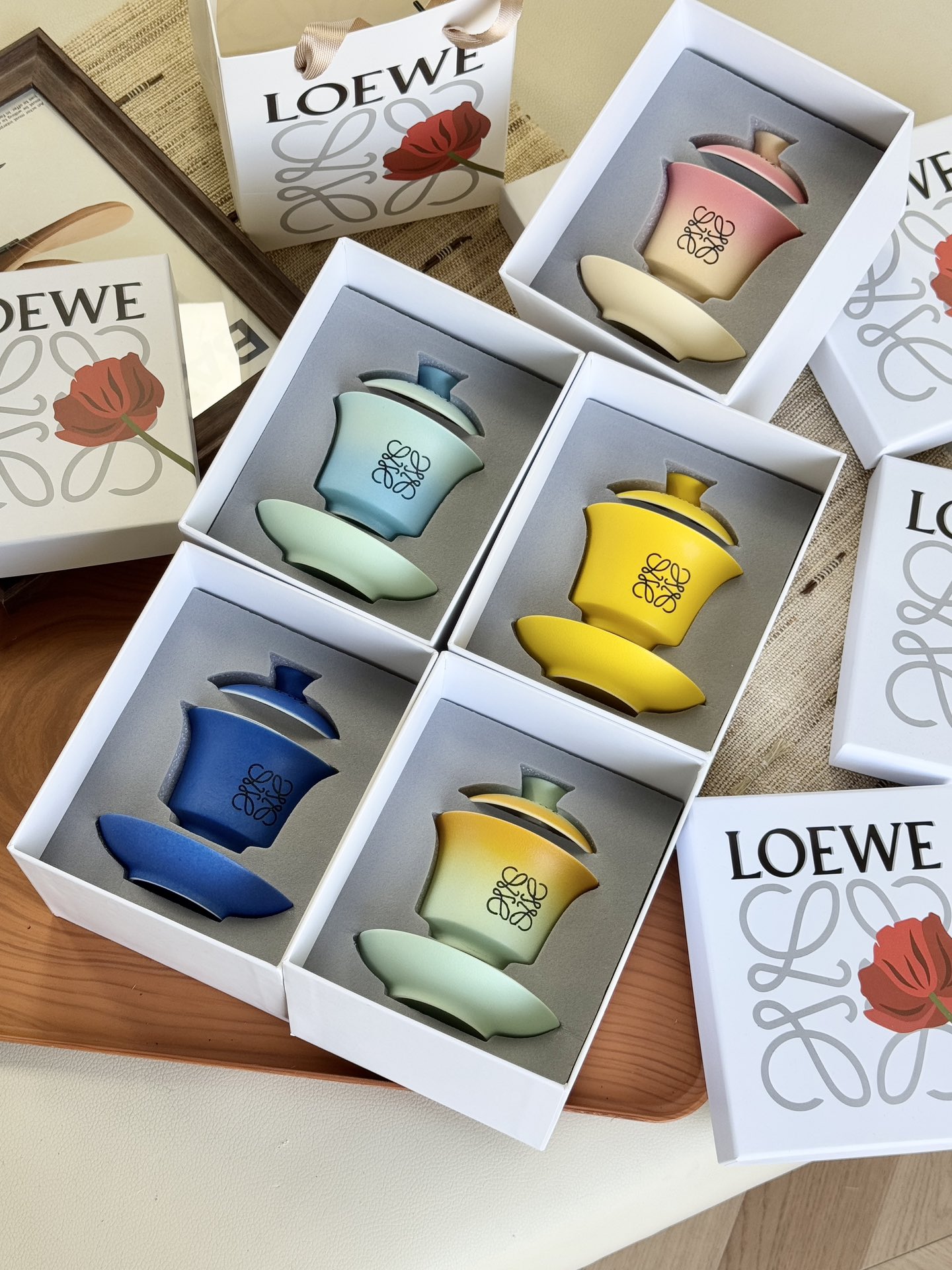 Loewe贺喜新春精美礼品 5