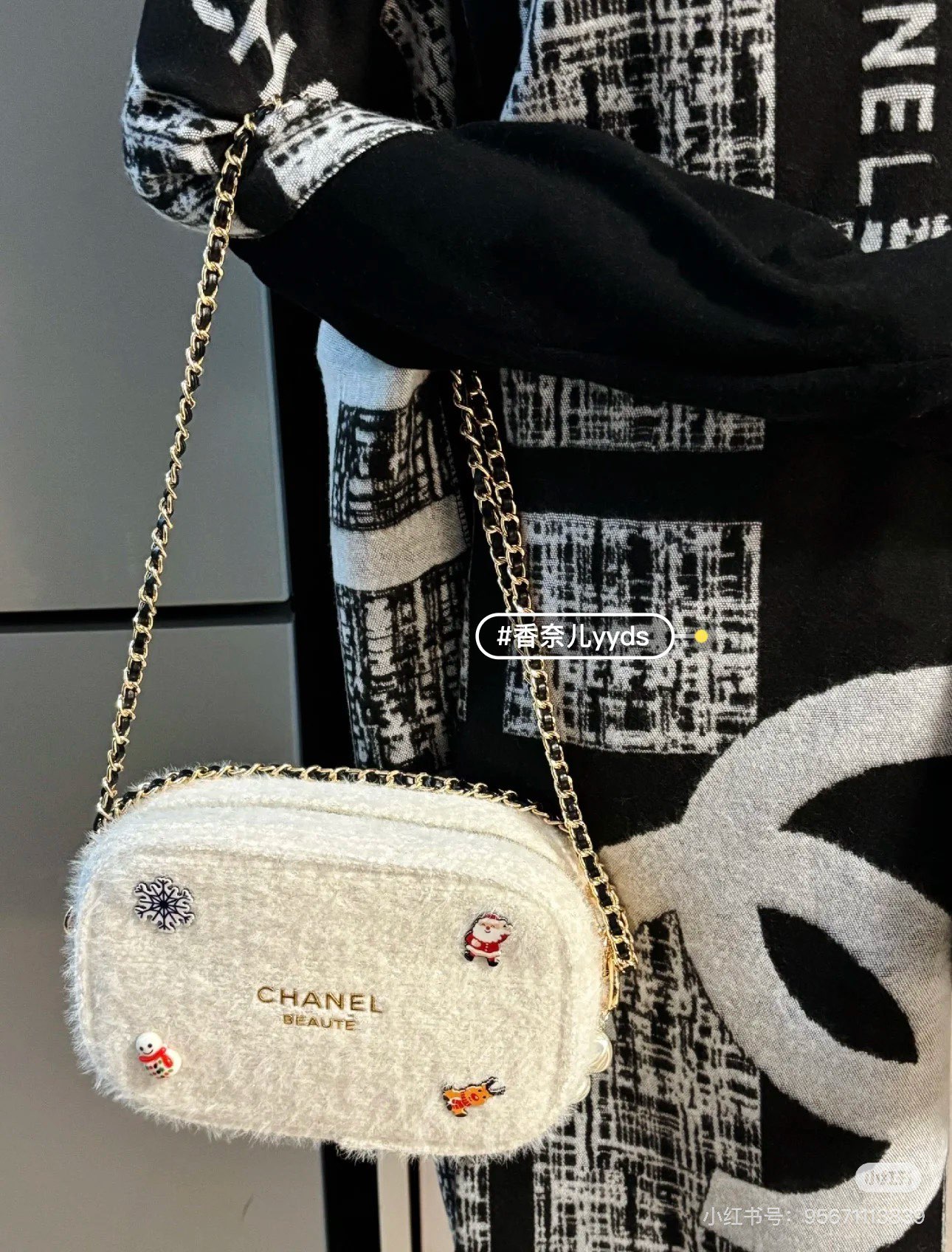 Chanel Luxury Designer Handbag Shoulder Crossbody Bag crafted in premium 5