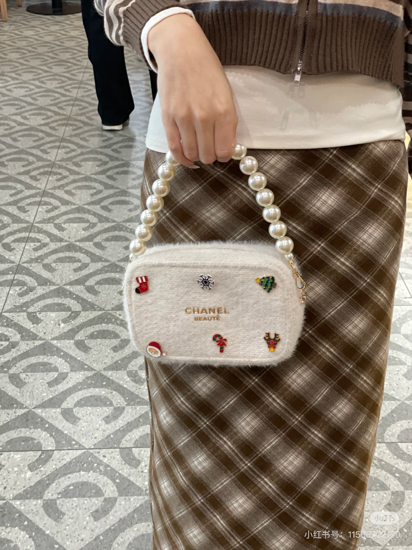 Chanel item 6