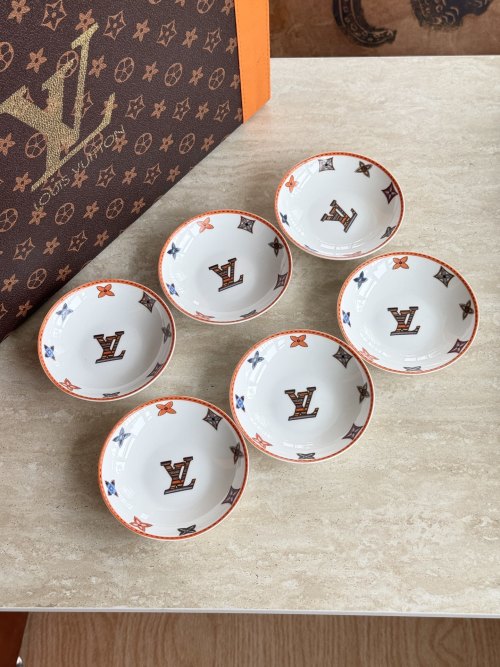 Louis Vuitton Set of 6 Taste Dishes - Decorative Plates for Stylish Living 1 Louis Vuitton Set of 6 Taste Dishes - Decorative Plates for Stylish Living