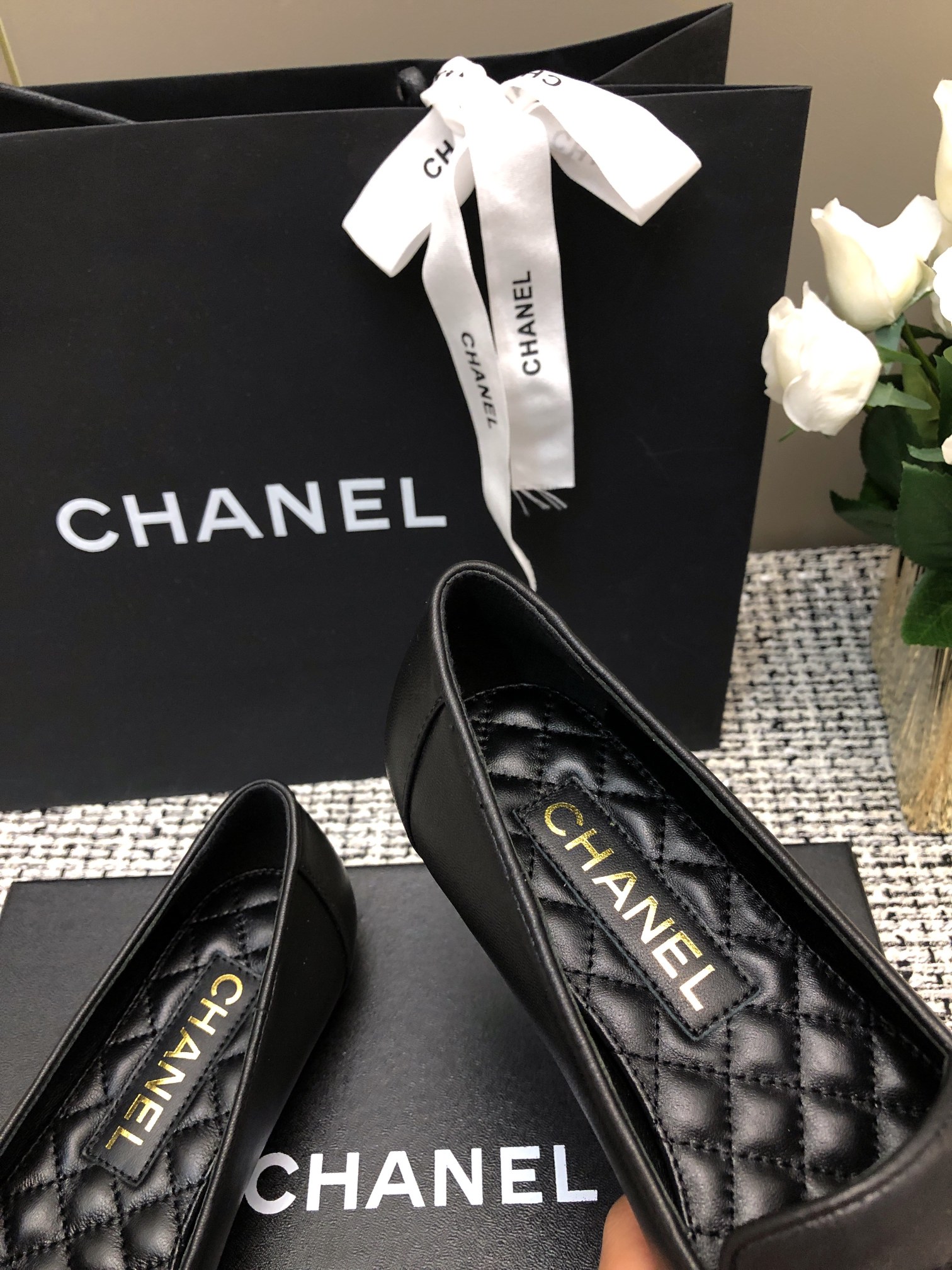 Chanel 23C Women's Black Leather Loafers with Double C Logo 9 a1696762286065 6048