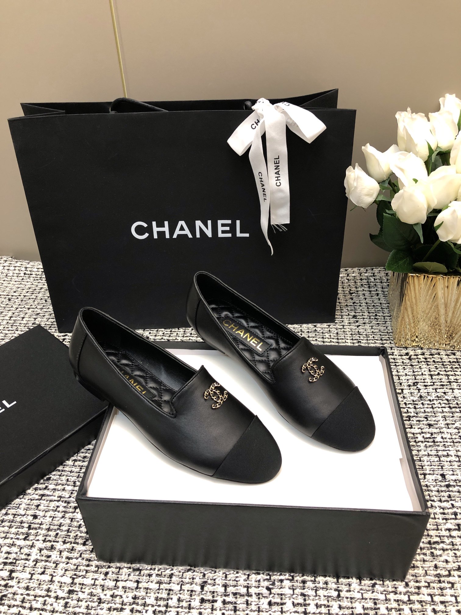 Chanel 23C Women's Black Leather Loafers with Double C Logo 6 a1696762286315 3276