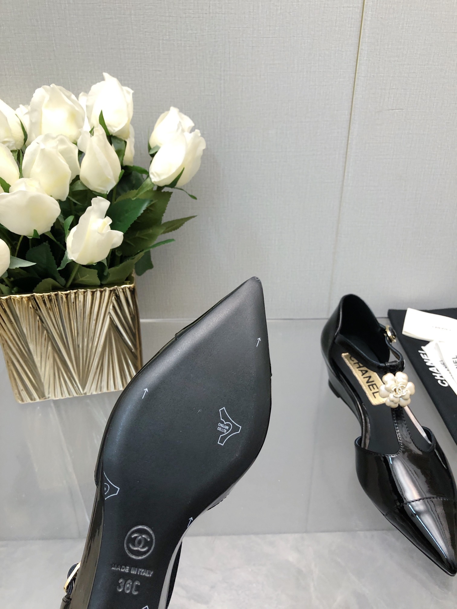 Chanel 25K Women's Black Lambskin Camellia T-Strap Wedge Sandals 9 i1701075379 8381 5