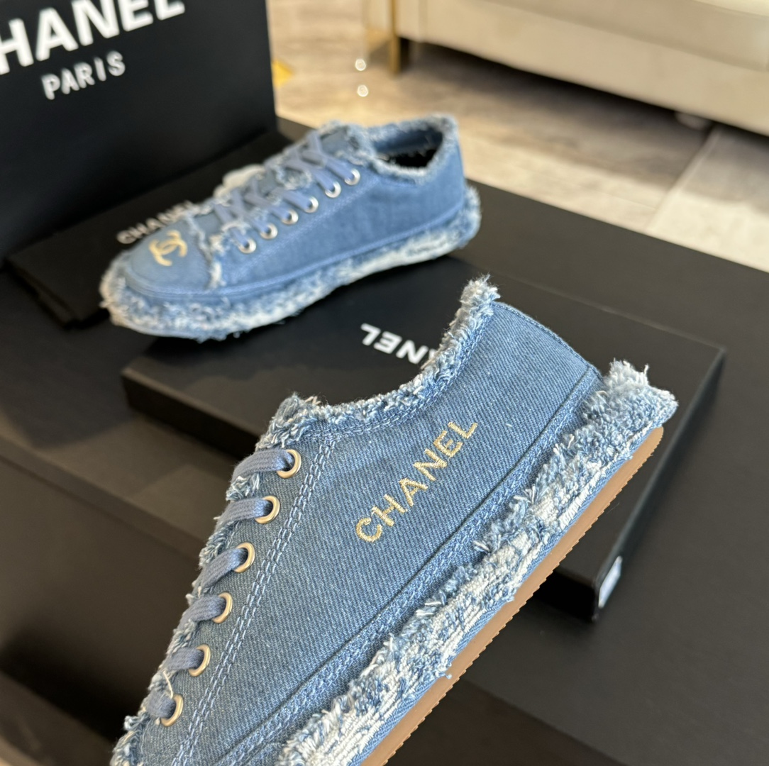 Chanel Women's Denim Canvas Sneakers with Embroidered Logo and Frayed Edges 8 i1720424696 2222 0