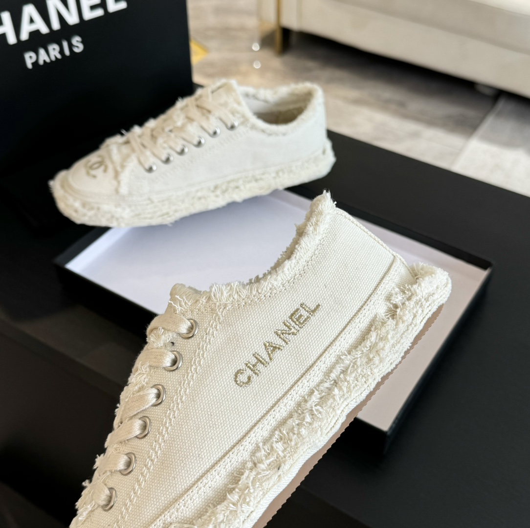 Chanel 24Ss Embroidered Tassel Casual Canvas Shoes, Off White 7 i1720424751 7554 7