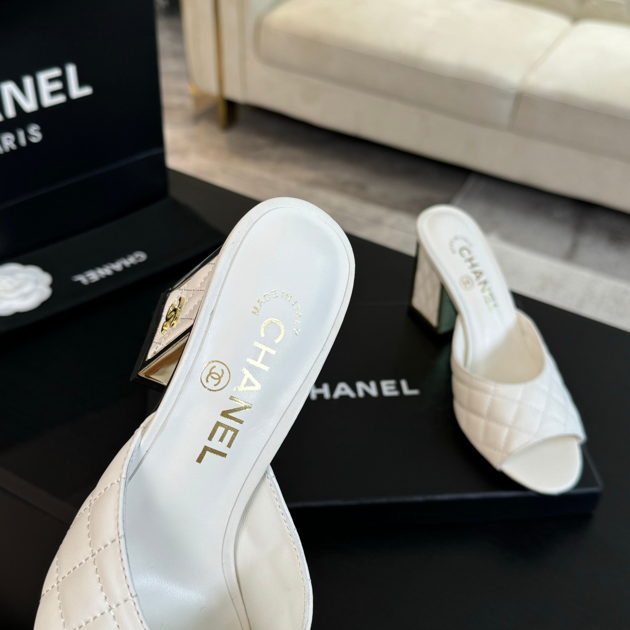Chanel 24SS Mary Jane Mule: Lambskin Leather, 7.5cm Heel, Iconic Design 5 a1722971576260 4552
