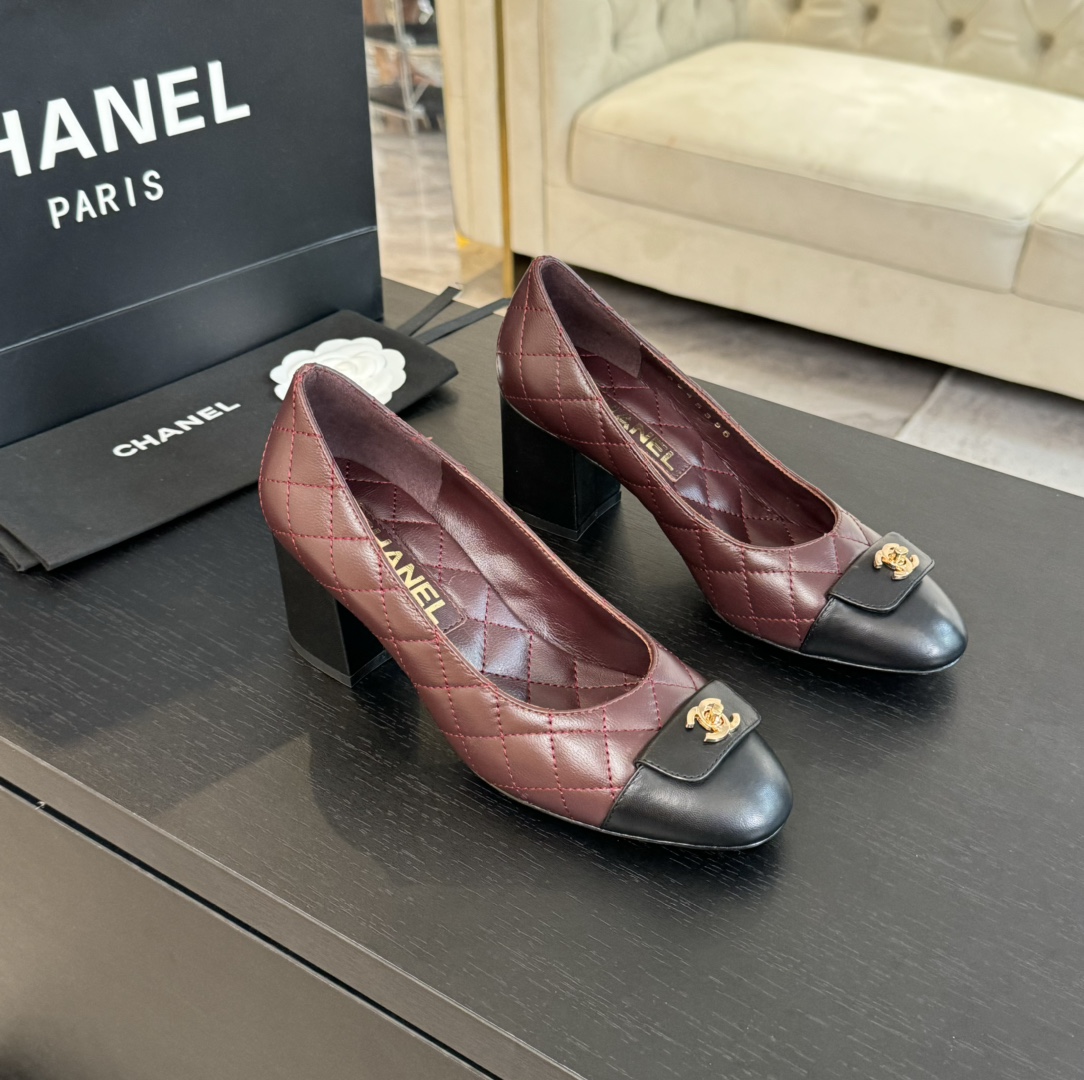 Chanel Quilted Leather Block Heel Pumps with CC Turn-Lock, Burgundy/Black 2 i1723188850 2750 4