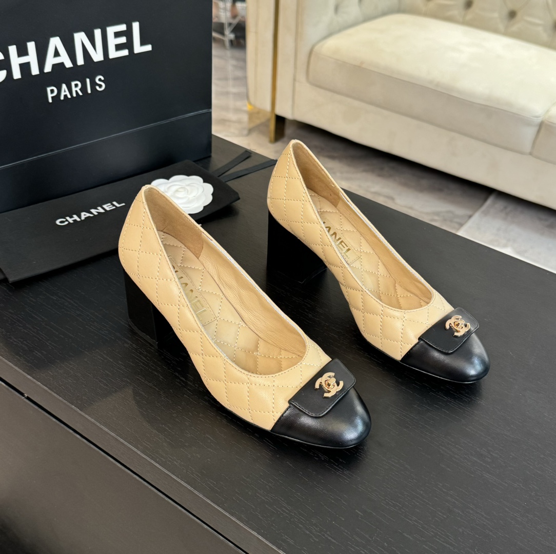 Chanel Inspired Quilted Leather Pumps with Iconic CC Turn-Lock, Beige/Black 8 i1723188901 9281 0
