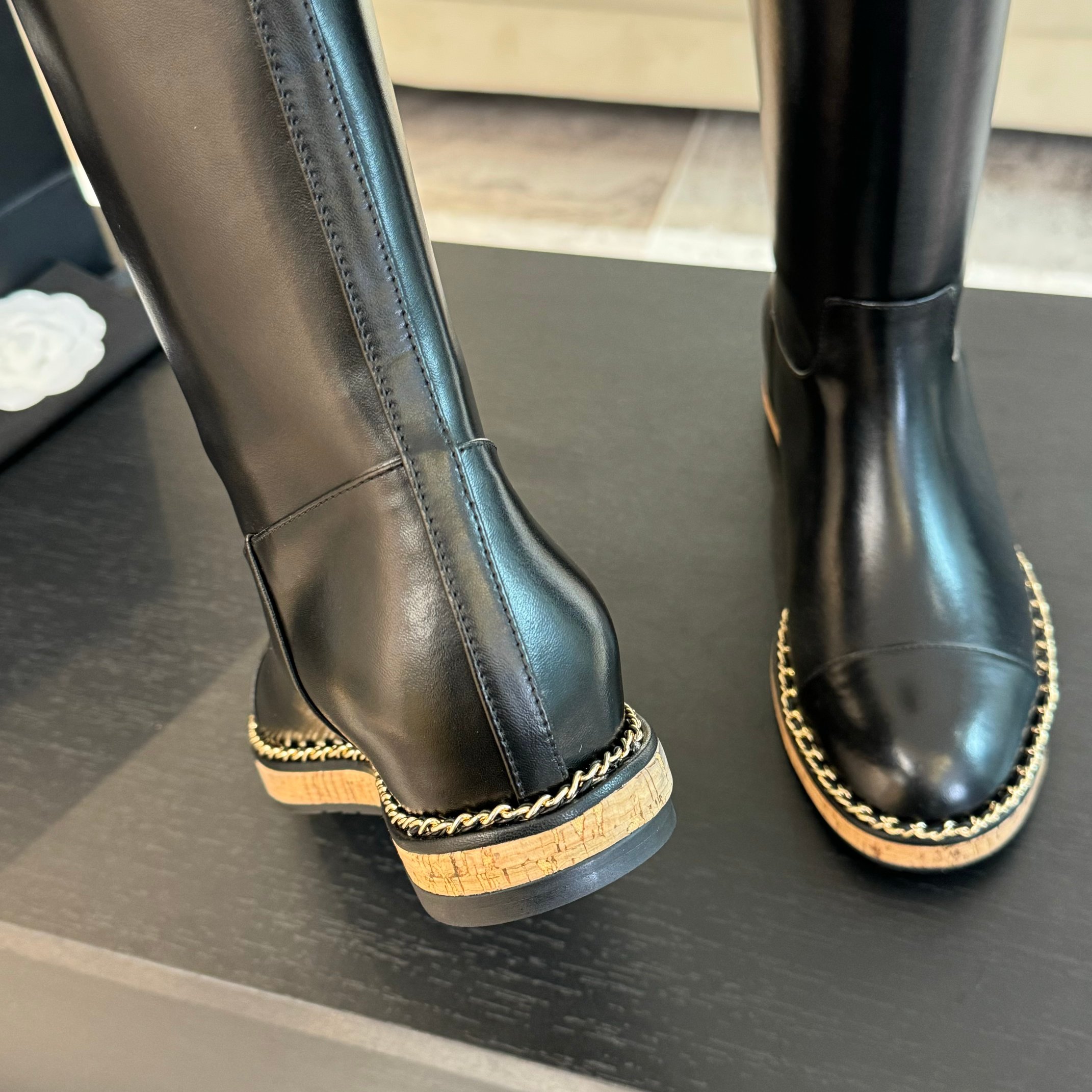 Gucci Classic Luxury Leather Shoe Loafer Ref 9