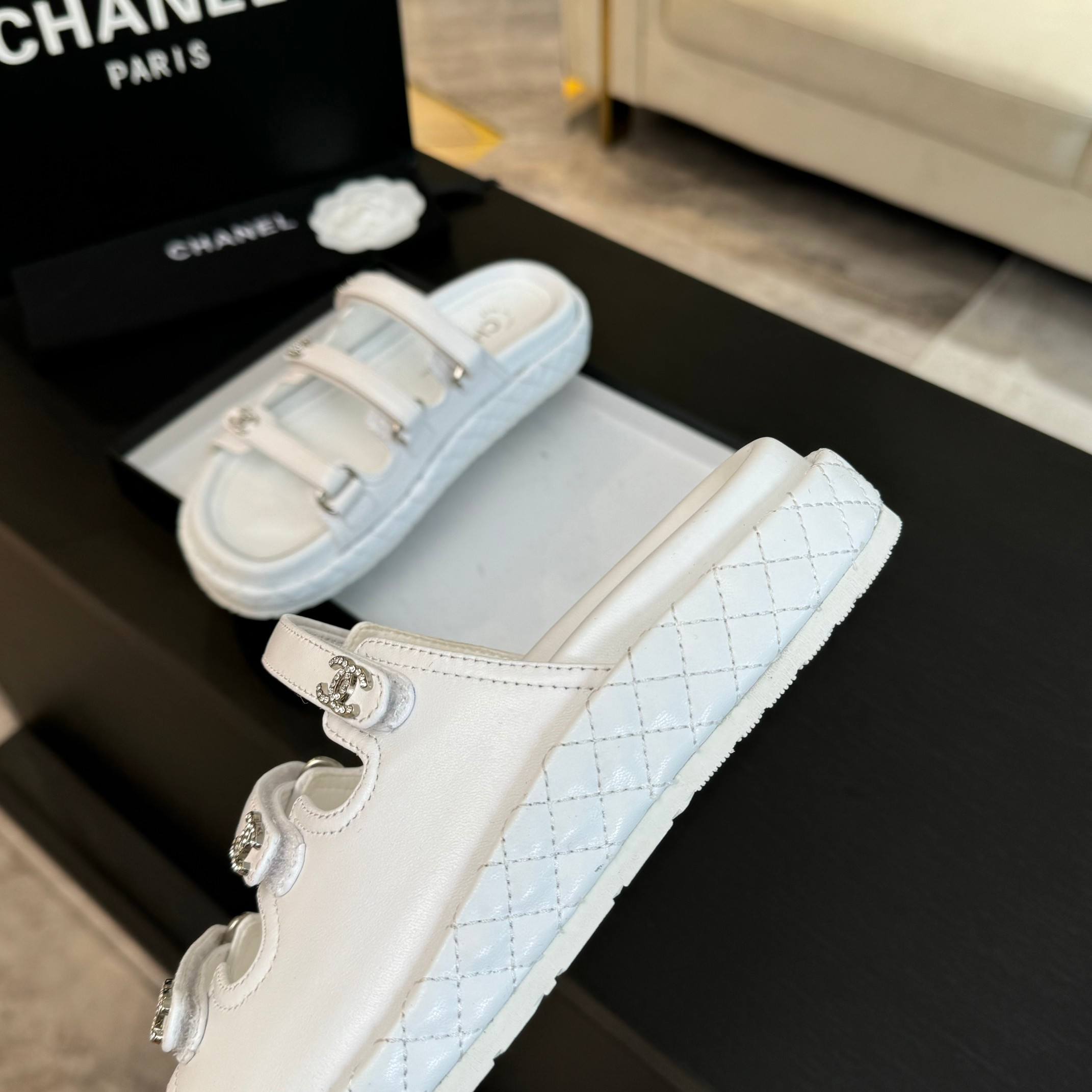 Elegant Chanel White Leather Velcro Strap Sandals - Spring/Summer Collection 6 a1734085781061 0656