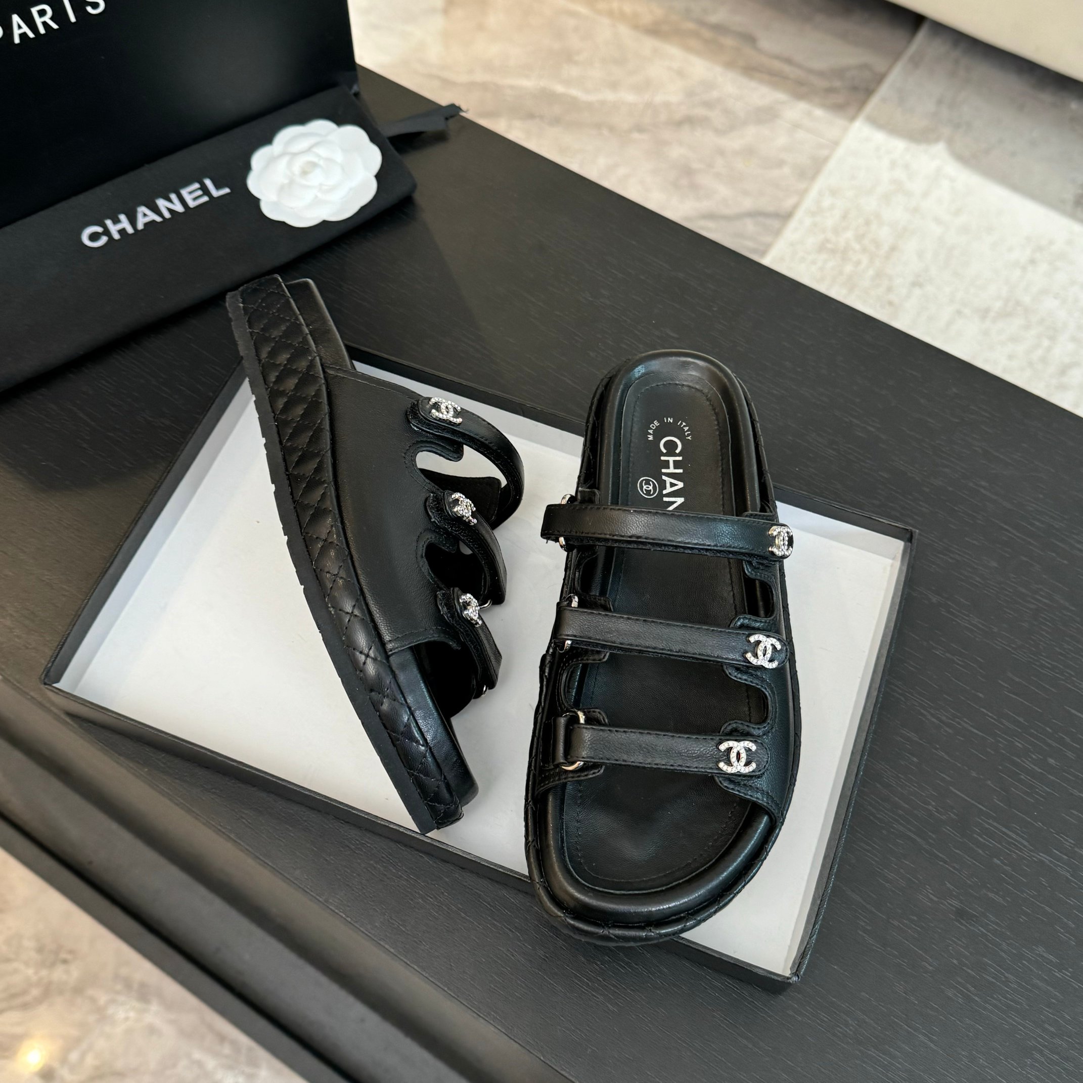 Elegant Beach Sandals With Velcro Straps - Premium Leather Sandals 4 a1734085848296 4665