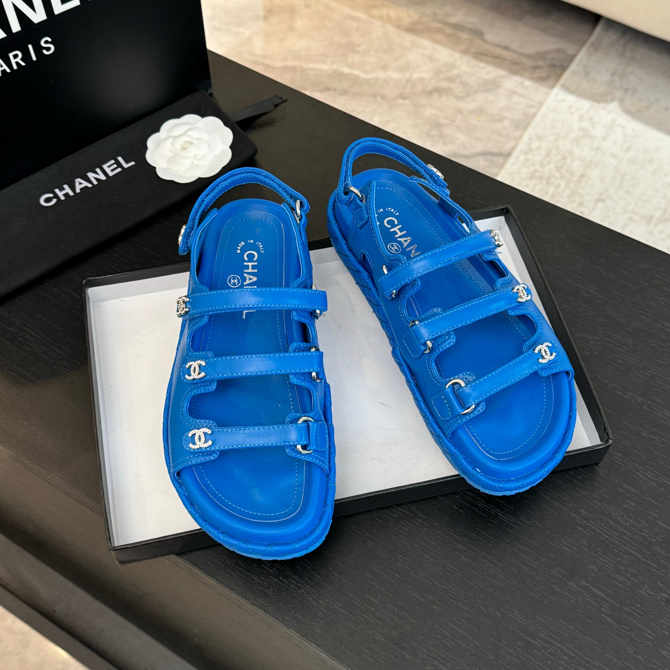 Elegant Beach Sandals With Adjustable Straps Designer Sandals 6 a1734085995326 8460