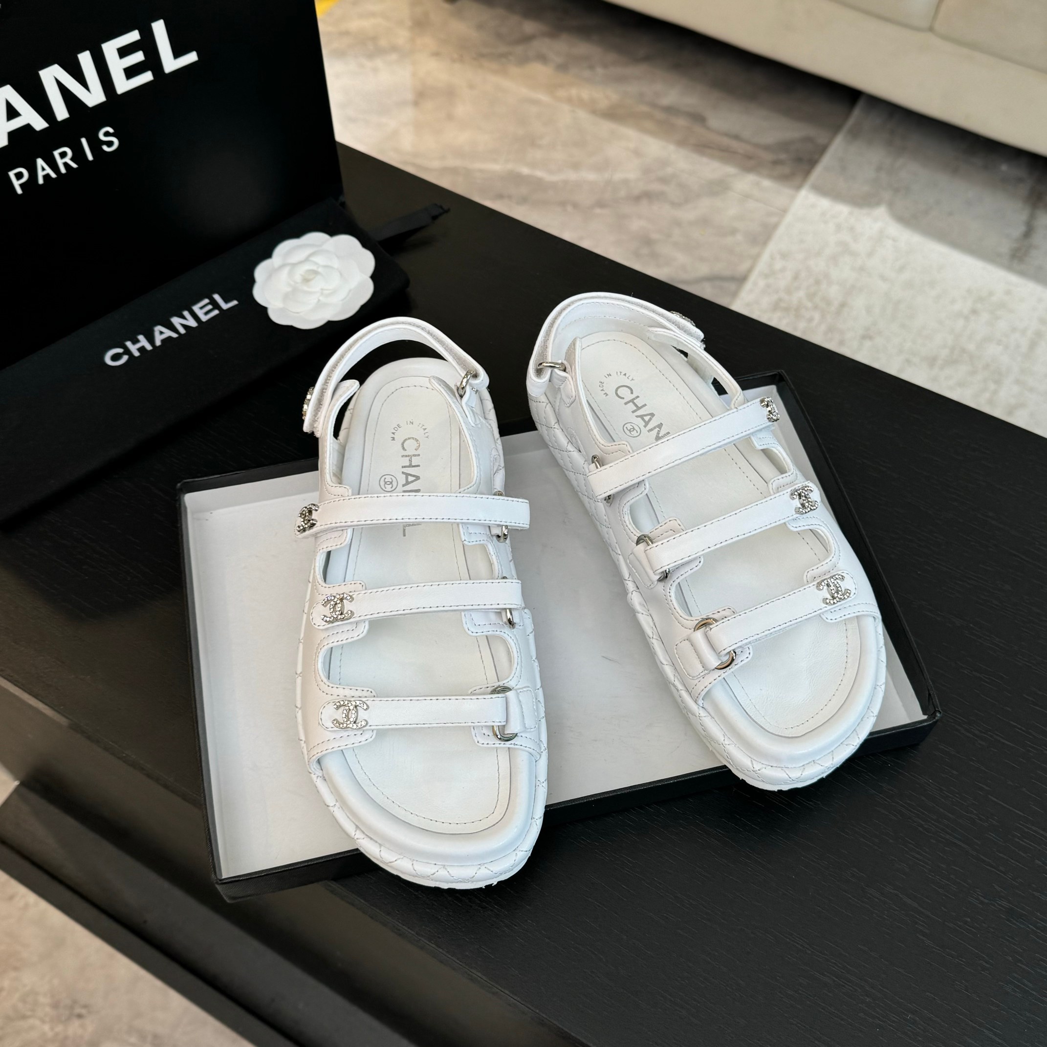 Chanel White Lambskin Beach Sandals With Velcro Straps for Women 10 a1734086031019 5427