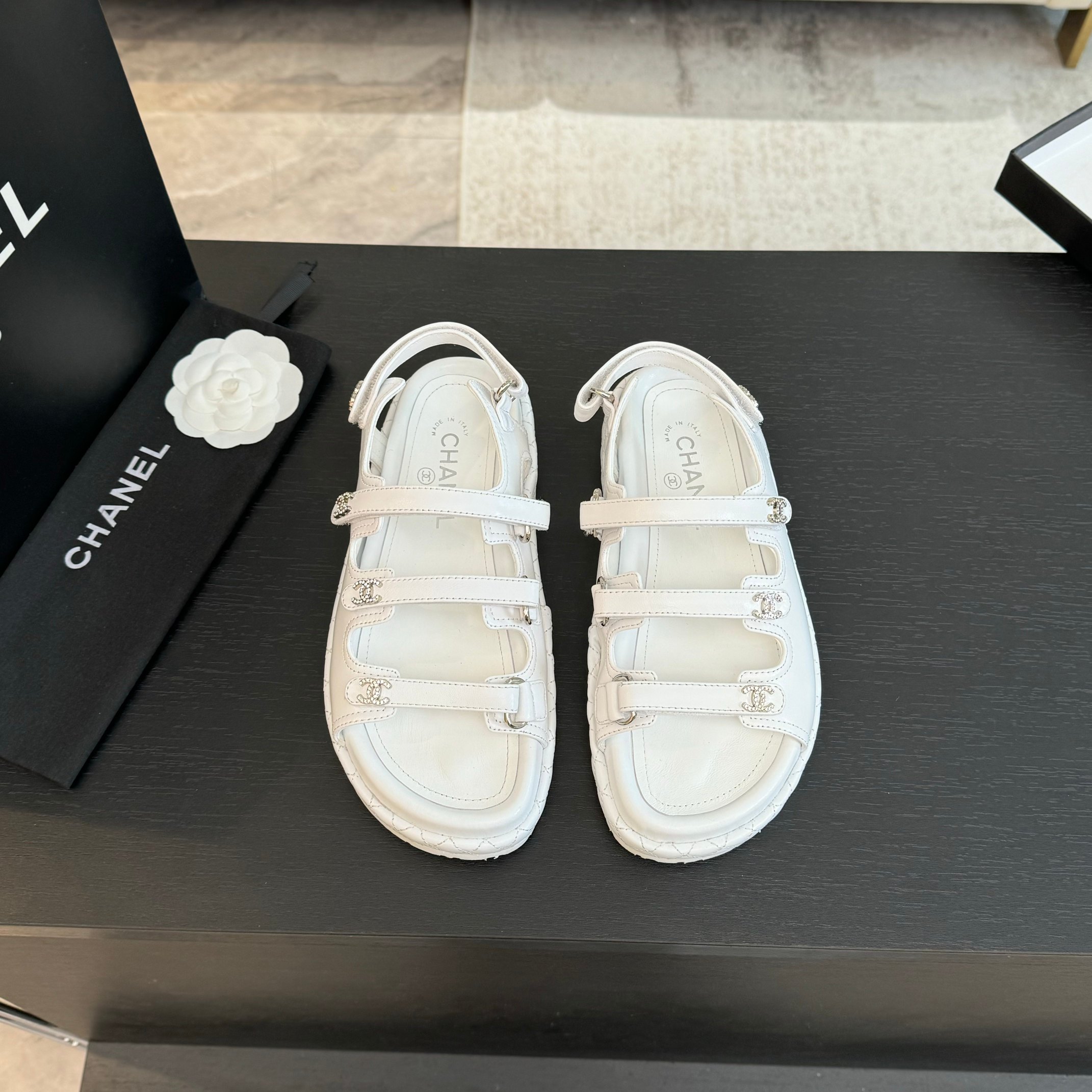 Chanel White Lambskin Beach Sandals With Velcro Straps for Women 3 a1734086055080 4286