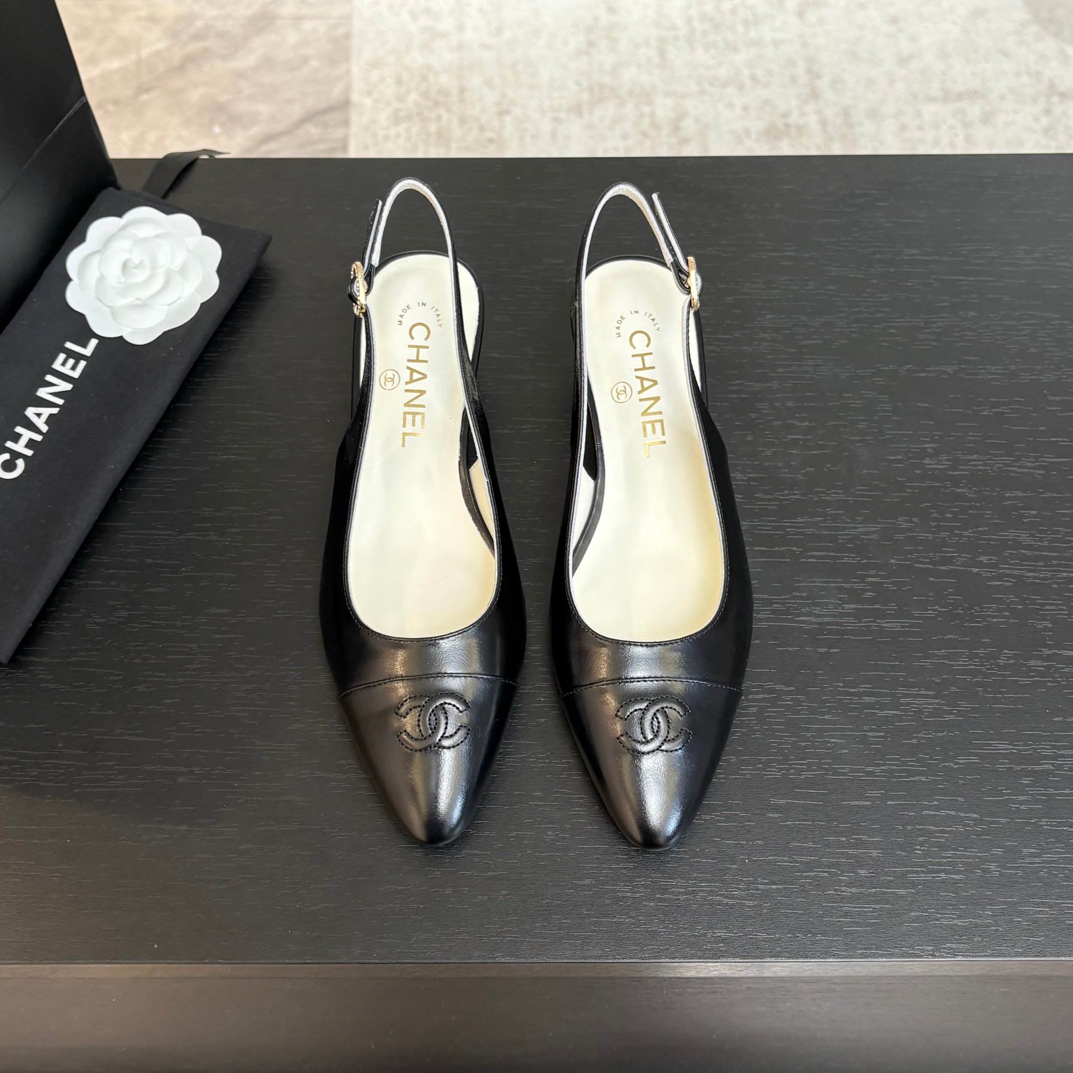 NO:234267,Chanel 25C new wedge semi-trail series One-legged pedal series Upper cowhide inner sheepskin Original outsole Size:35-39 40 set, high heels, chanel, high heels, cowhide, sheepskin19860909Chanel 25C新款坡跟半拖系列 一脚蹬系列 鞋面牛皮 内里羊皮 原版大底 Size:35-39 40定,高跟鞋,chanel,high heels,cowhide,sheepskin,Women's Shoes