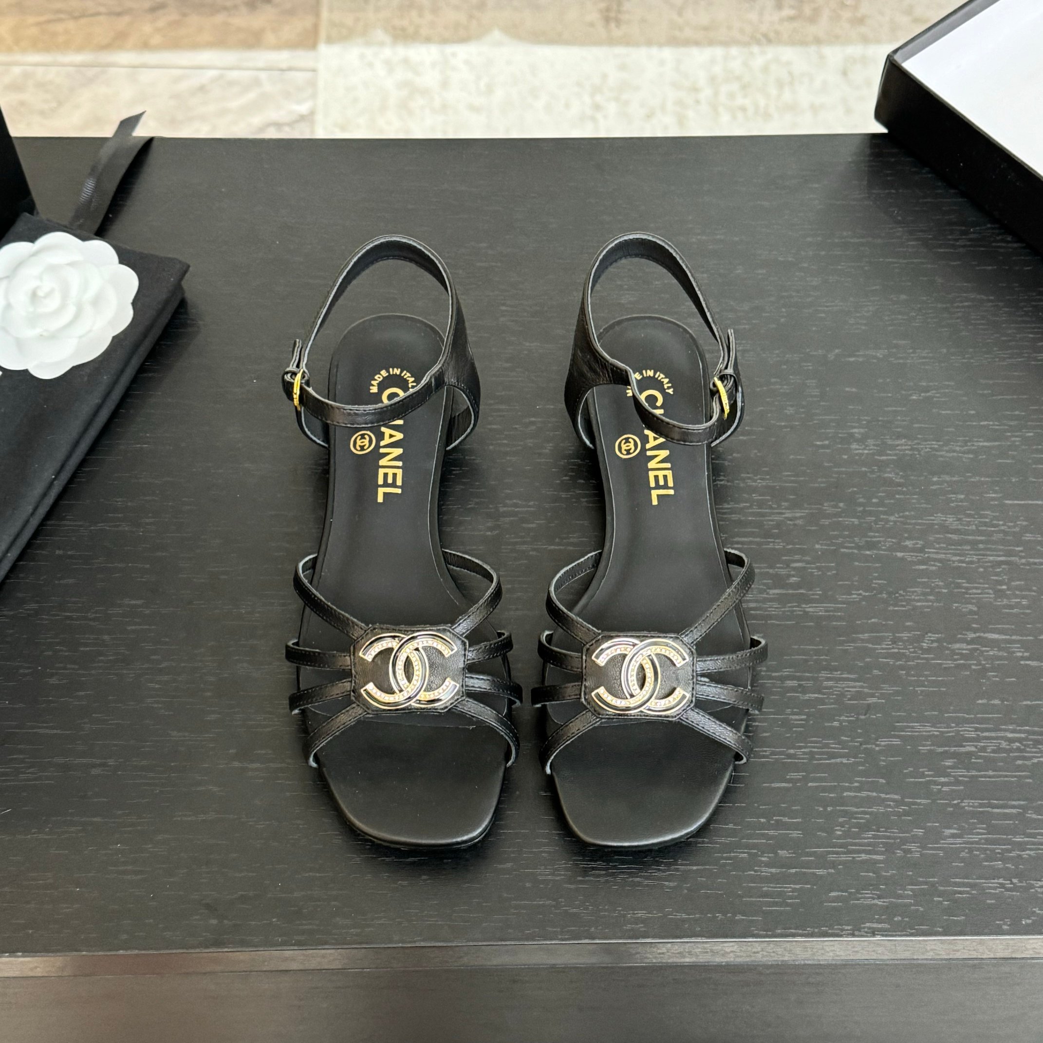 NO:233735,Xiangjia hot sandals shoes series Upper: imported sheepskin Inner: Mianyangli Outsole: genuine leather outsole Heel height: 1.5cm-4.5cm-8.5cm 35-39 Custom made 40 41 Price, sandals, chanel, sandals, sheepskin, Leather soles19860909香家爆款凉鞋鞋系列 鞋面:进口羊皮 内里:绵阳里 大底:真皮大底 跟高:1.5cm-4.5cm-8.5 cm 35-39 定做40 41  价格,凉鞋,chanel,sandals,sheepskin,Leather soles,Women's Shoes