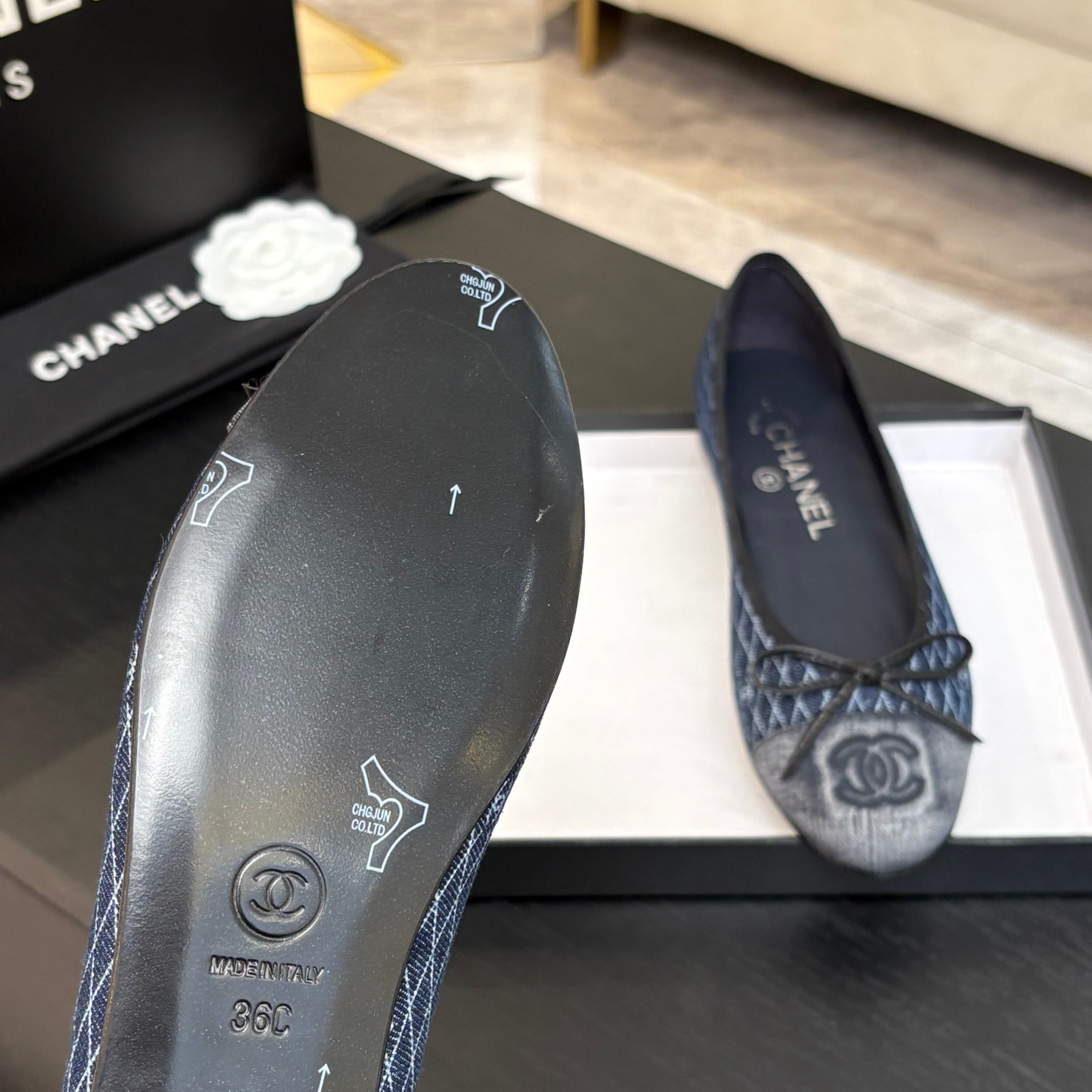 CHANEL Women's Denim Ballet Flats with CC Logo - Authentic Quality 8 a1742114052011 4388