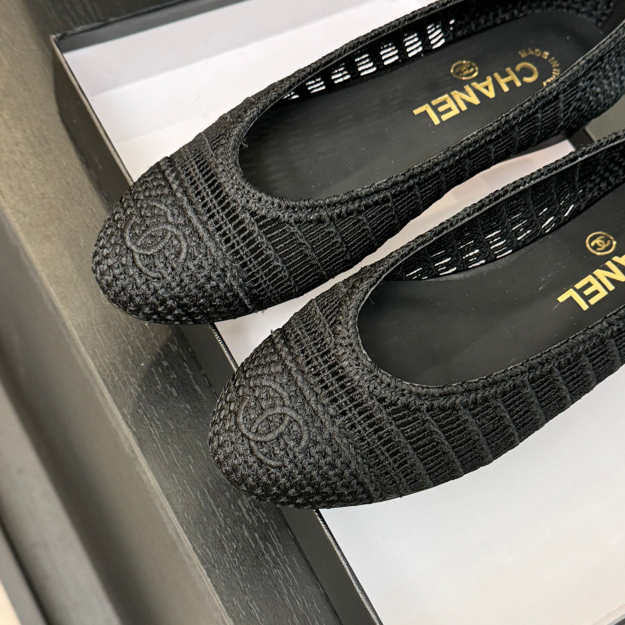Chanel 25p Woven Black Ballet Flats - Elegant & Comfortable 7 a1742309874115 5862