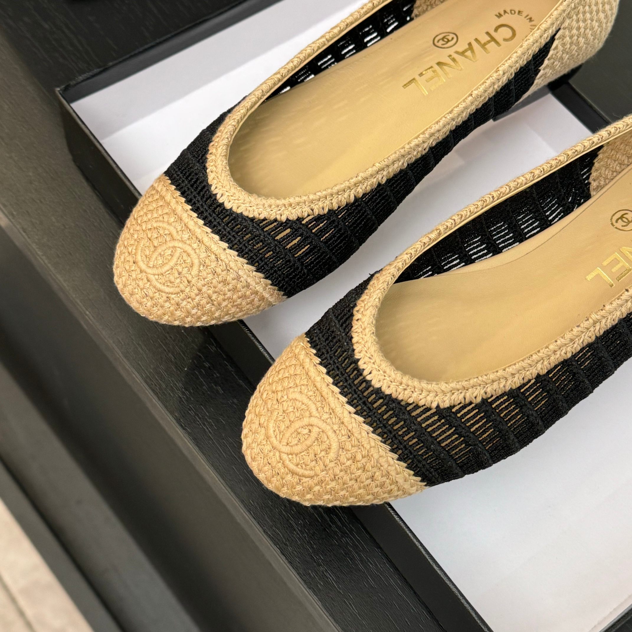 Elegant Chanel Woven Ballet Flats - Chic & Comfortable Summer Shoes 9 a1742309916883 3410