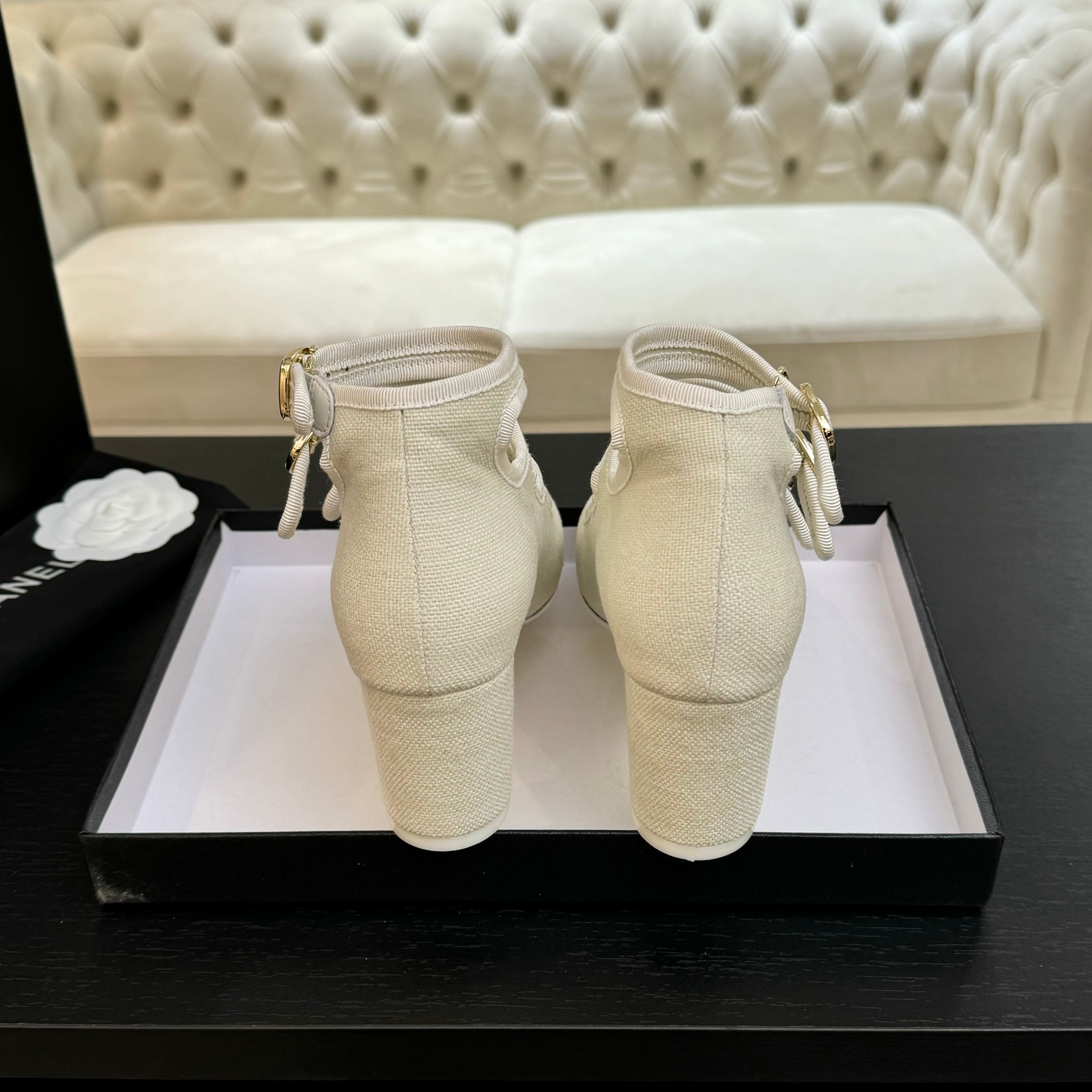 Chanel Mary Jane Block Heel Pumps with Double C Buckle and T-strap 8 a1742983249227 1155