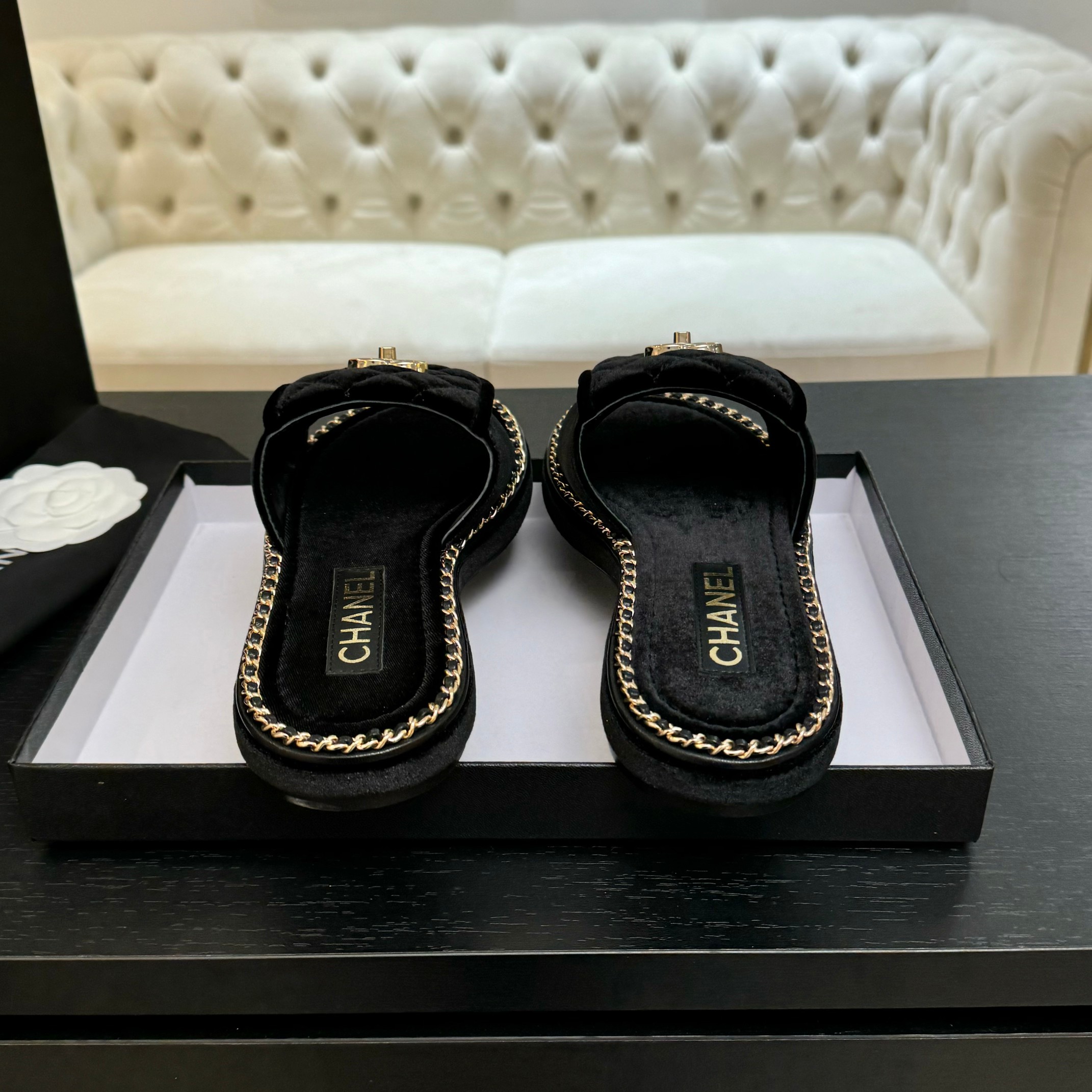 Canel Chanel Chain-Trimmed Quilted Double C Buckle Velvet Sandals Slides 10 a1744016329782 3436