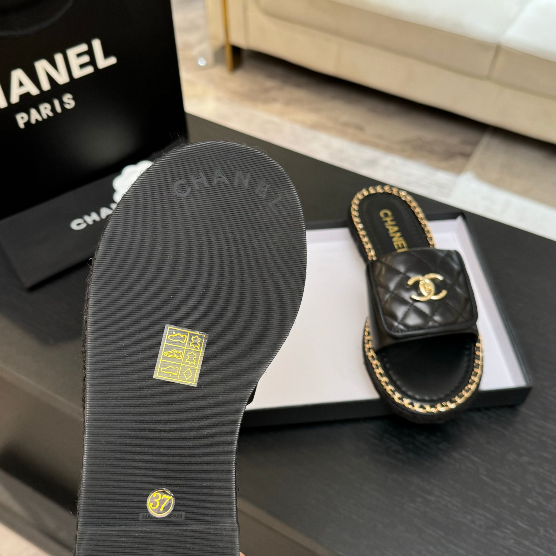 Chanel Black Quilted Leather Chain-Trimmed CC Logo Slide Sandals 7 a1744016350006 5441