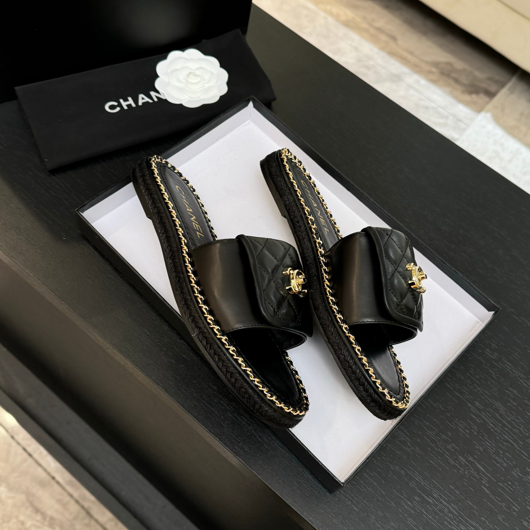 Chanel Black Quilted Leather Chain-Trimmed CC Logo Slide Sandals 9 a1744016350021 1215