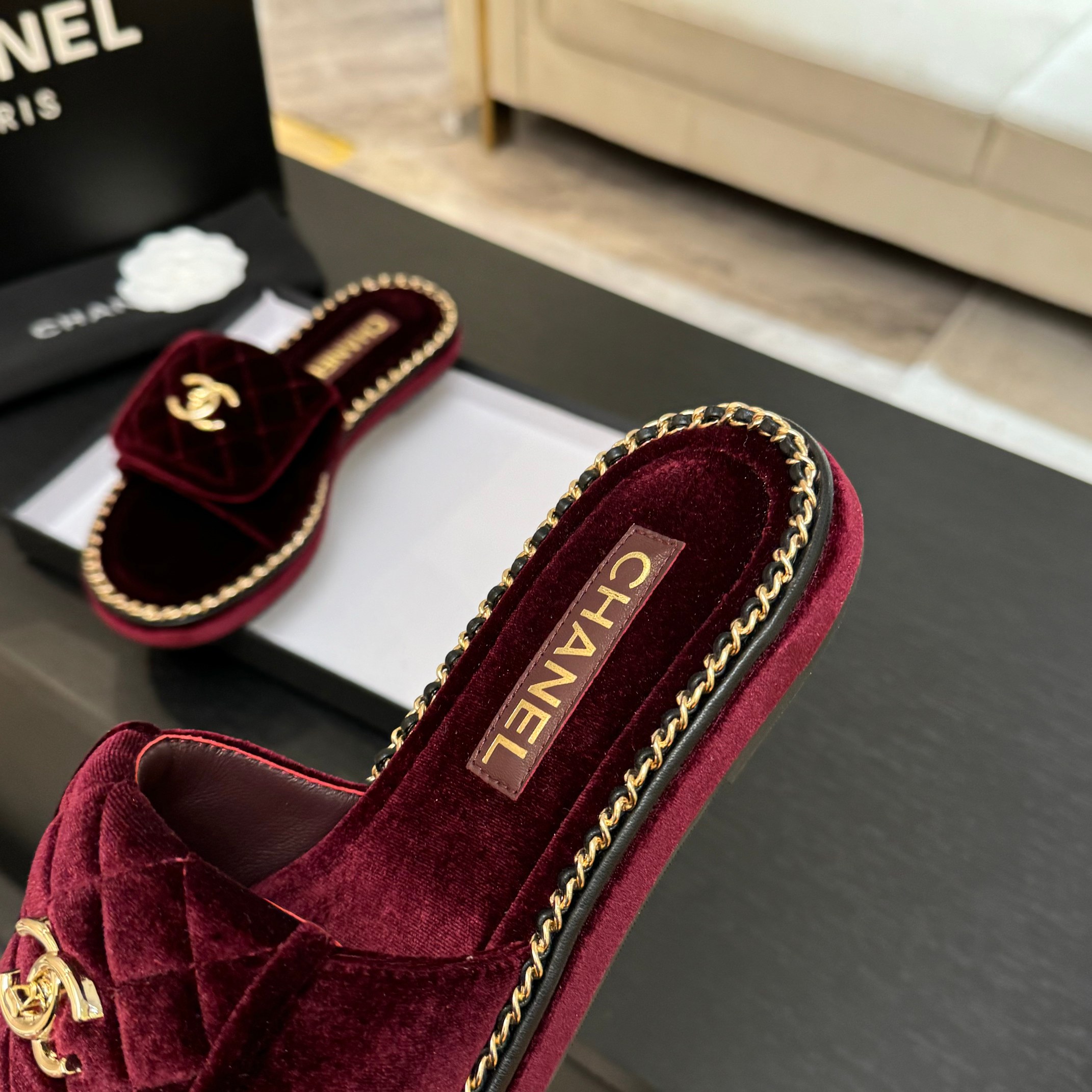 CanelChanel Chain-Trimmed Quilted Velvet CC Logo Sandals Slides Burgundy 8 a1744016368646 1085
